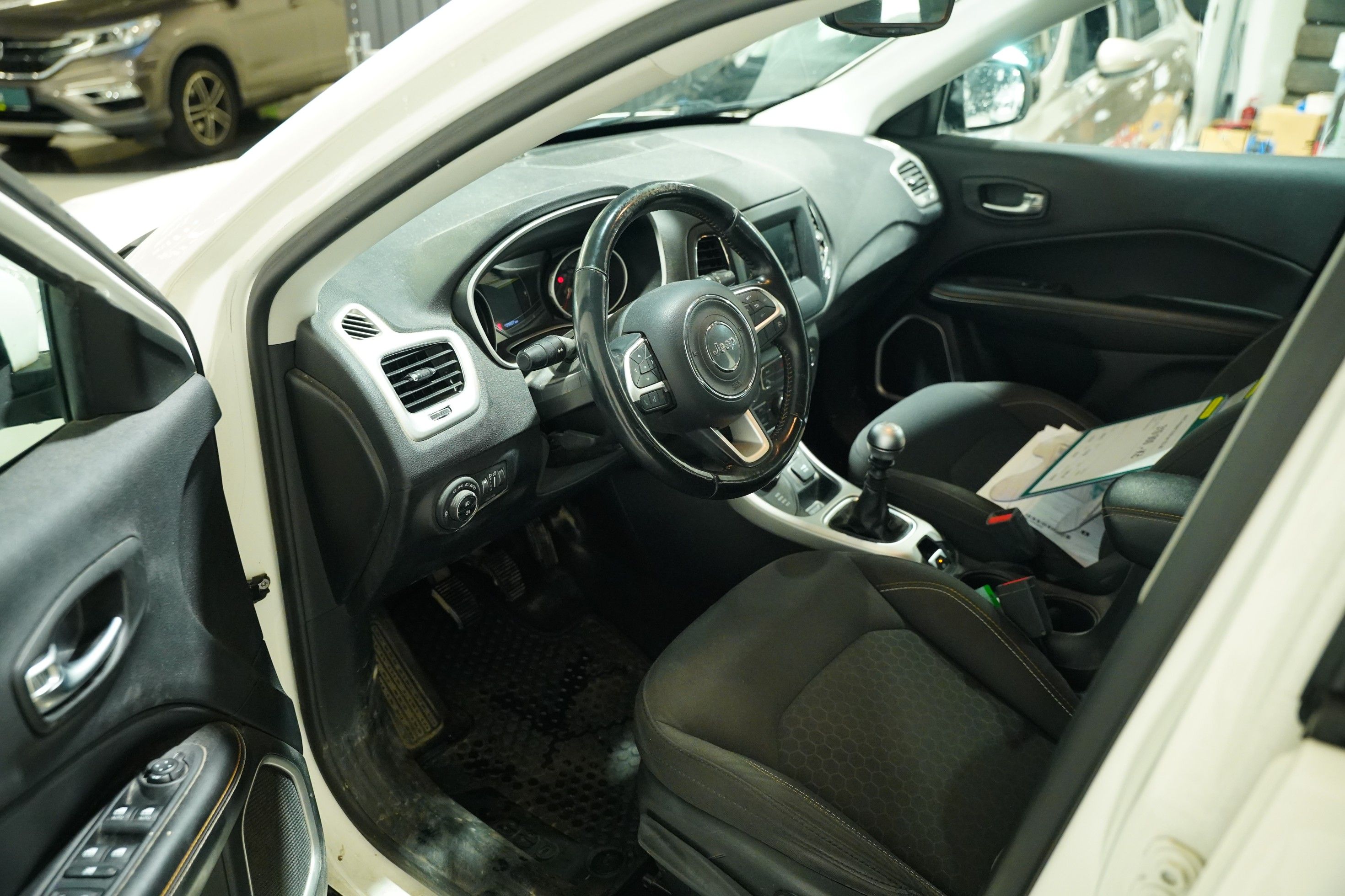 Jeep Compass, 2.0 M-Jet 103 kW - fotka 6