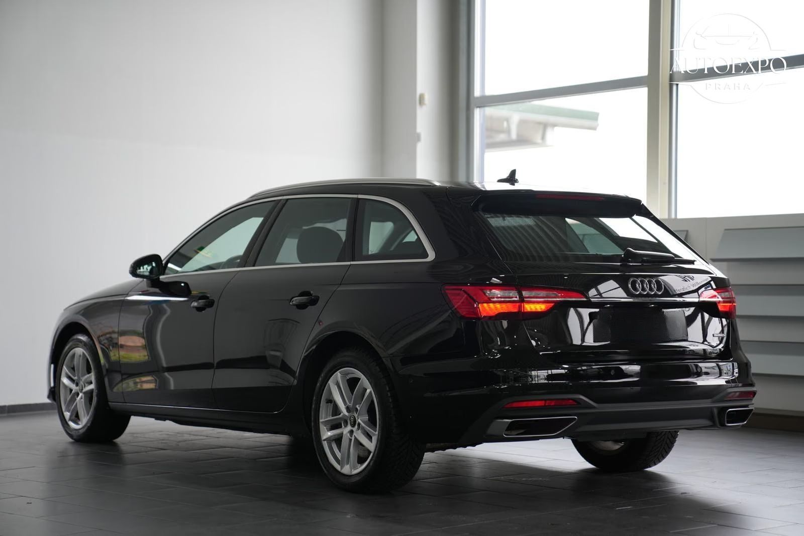 Audi A4, Avant 45 TFSI quattro*360°CAM - fotka 6