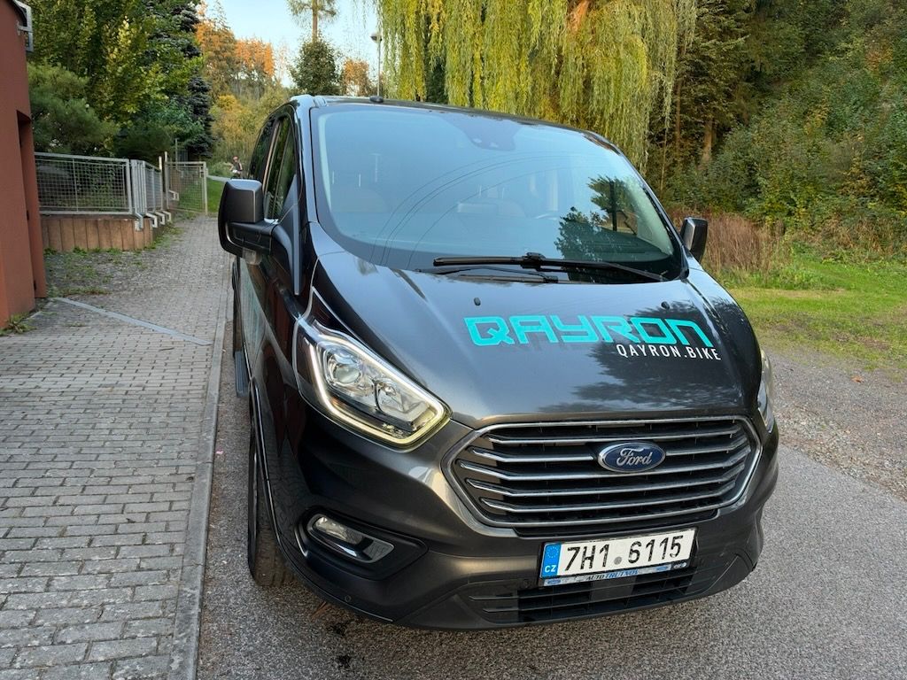 Ford Tourneo Custom, 1,9 TDI v plné výbavě - fotka 4