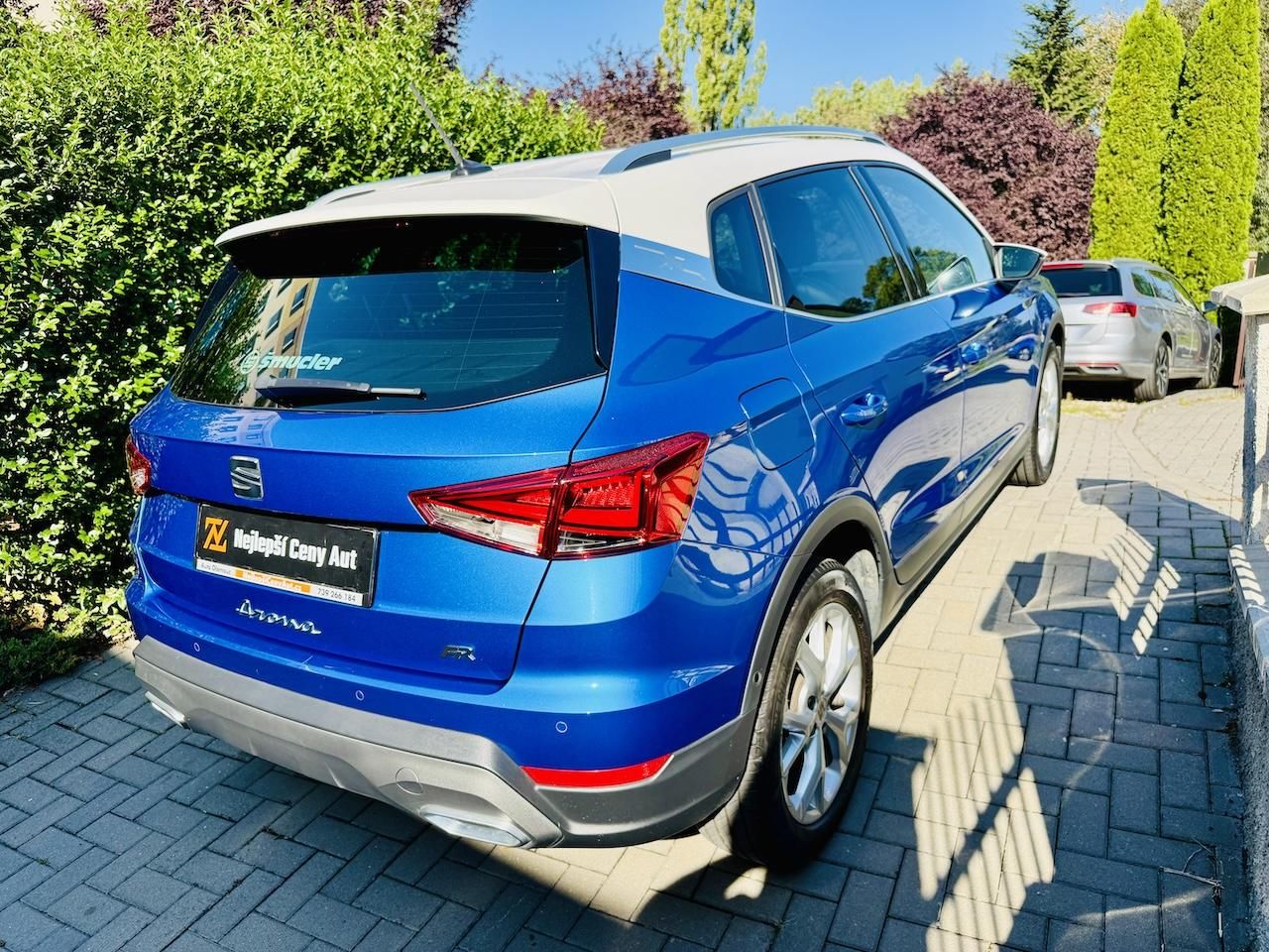 Seat Arona, 1.0TSi 81kW FR aut.parkovaní - fotka 5