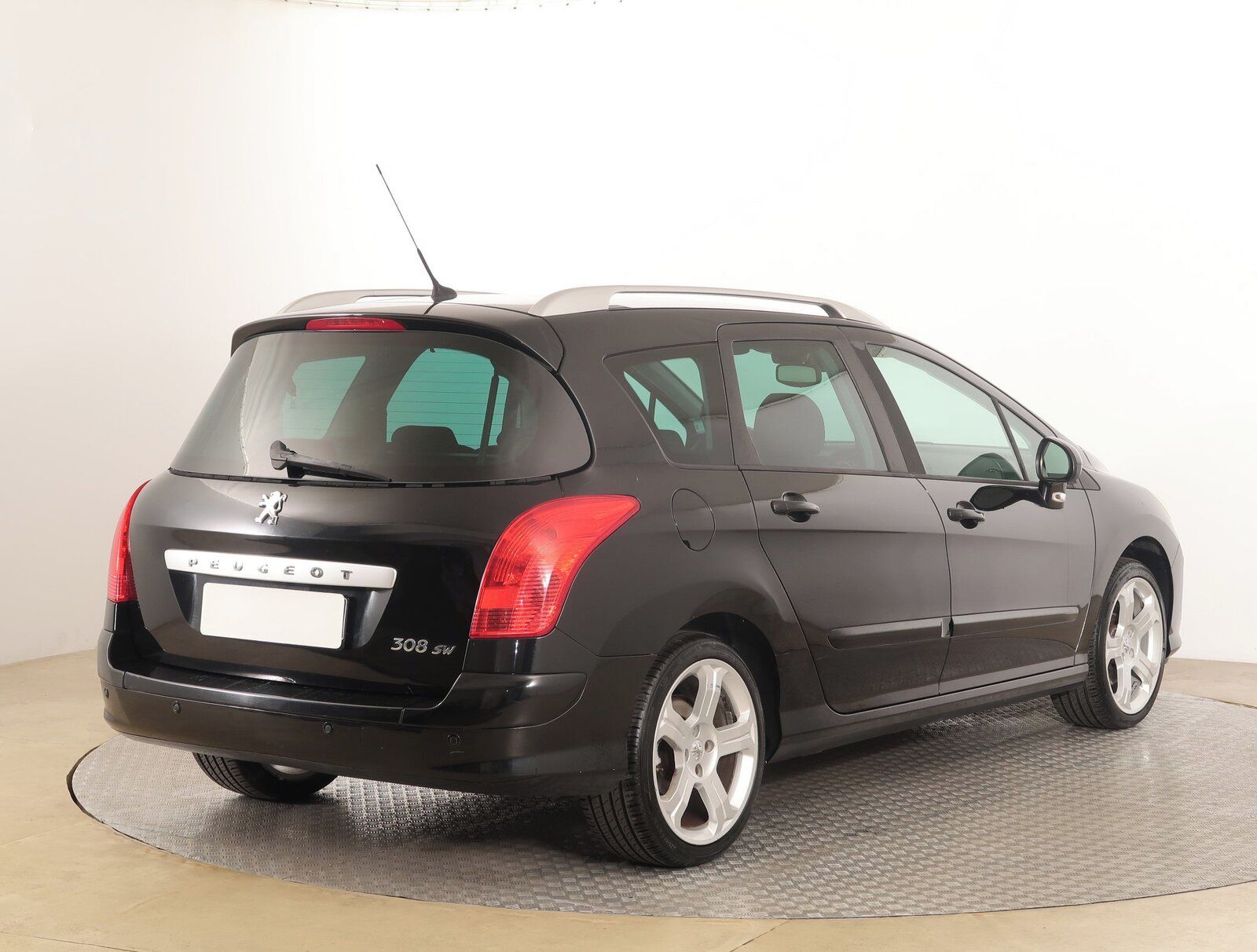 Peugeot 308, 1.6 THP, 7 míst, po STK - fotka 5