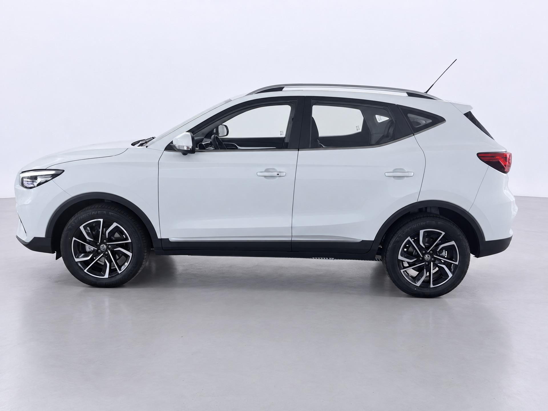 MG ZS, 1,0 TGI 82 KW Exclusive CZ - fotka 4