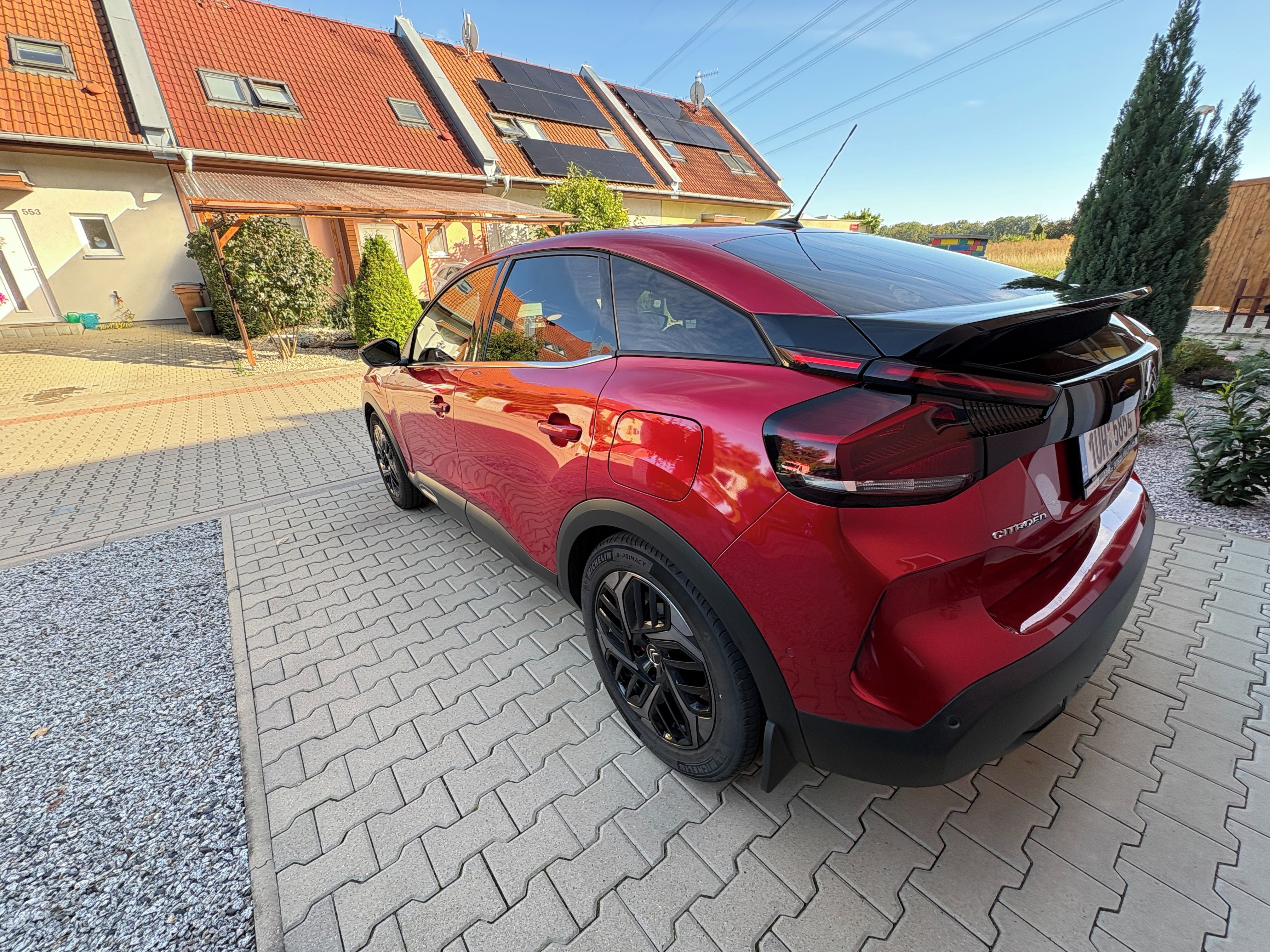 Citroën C4, 1.2. 96 kw - fotka 3