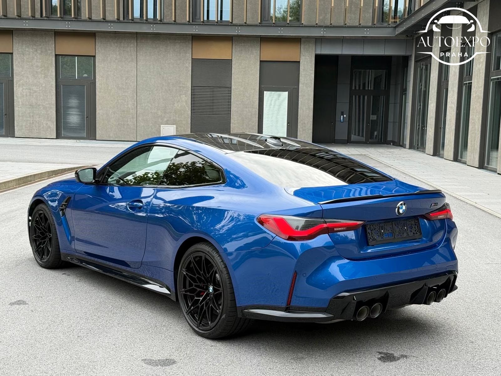 BMW M4, Coupe xDrive Competition - fotka 5