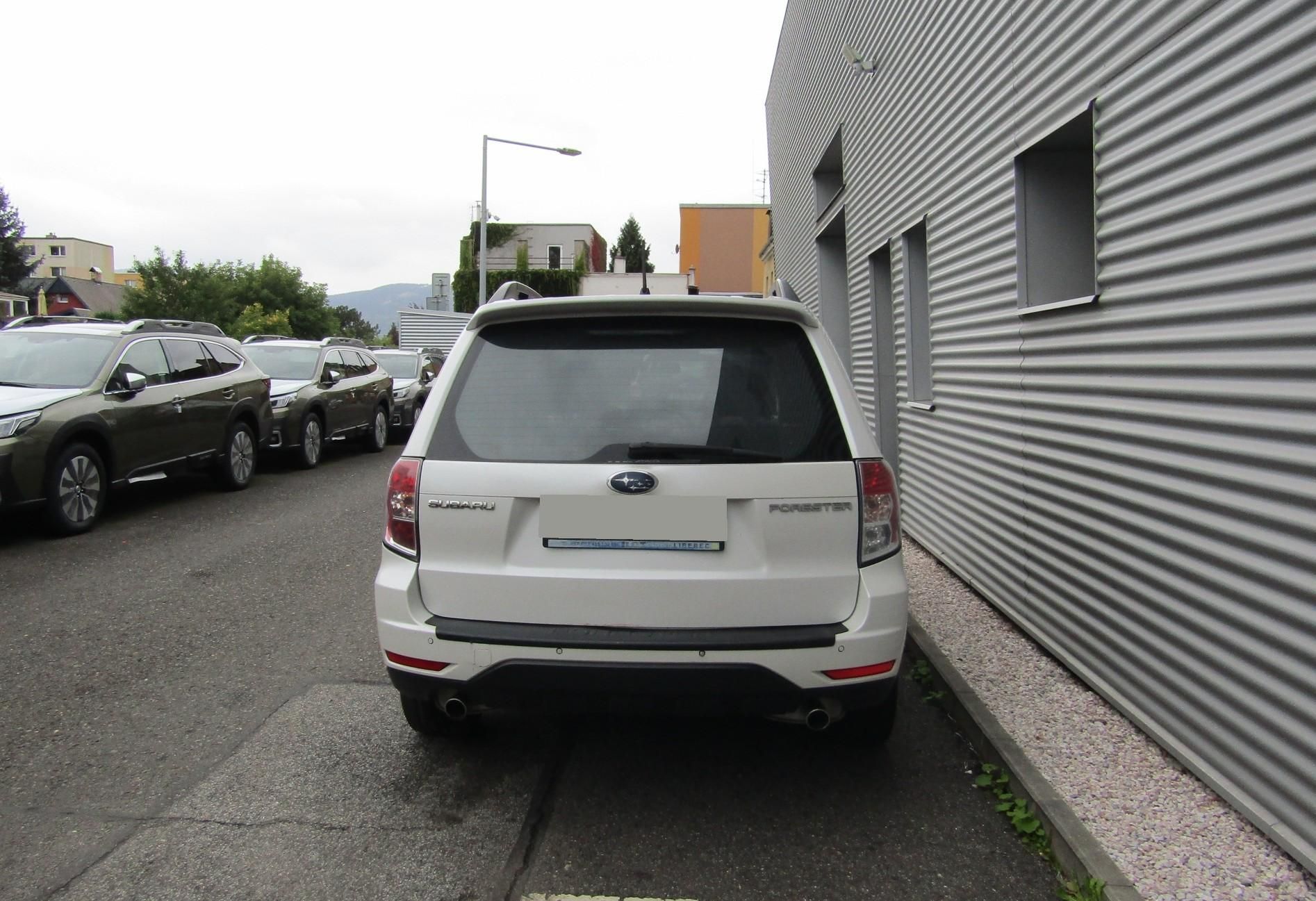 Subaru Forester, 2,5 XT 5MT 169 kW ČR 1. maj. - fotka 5