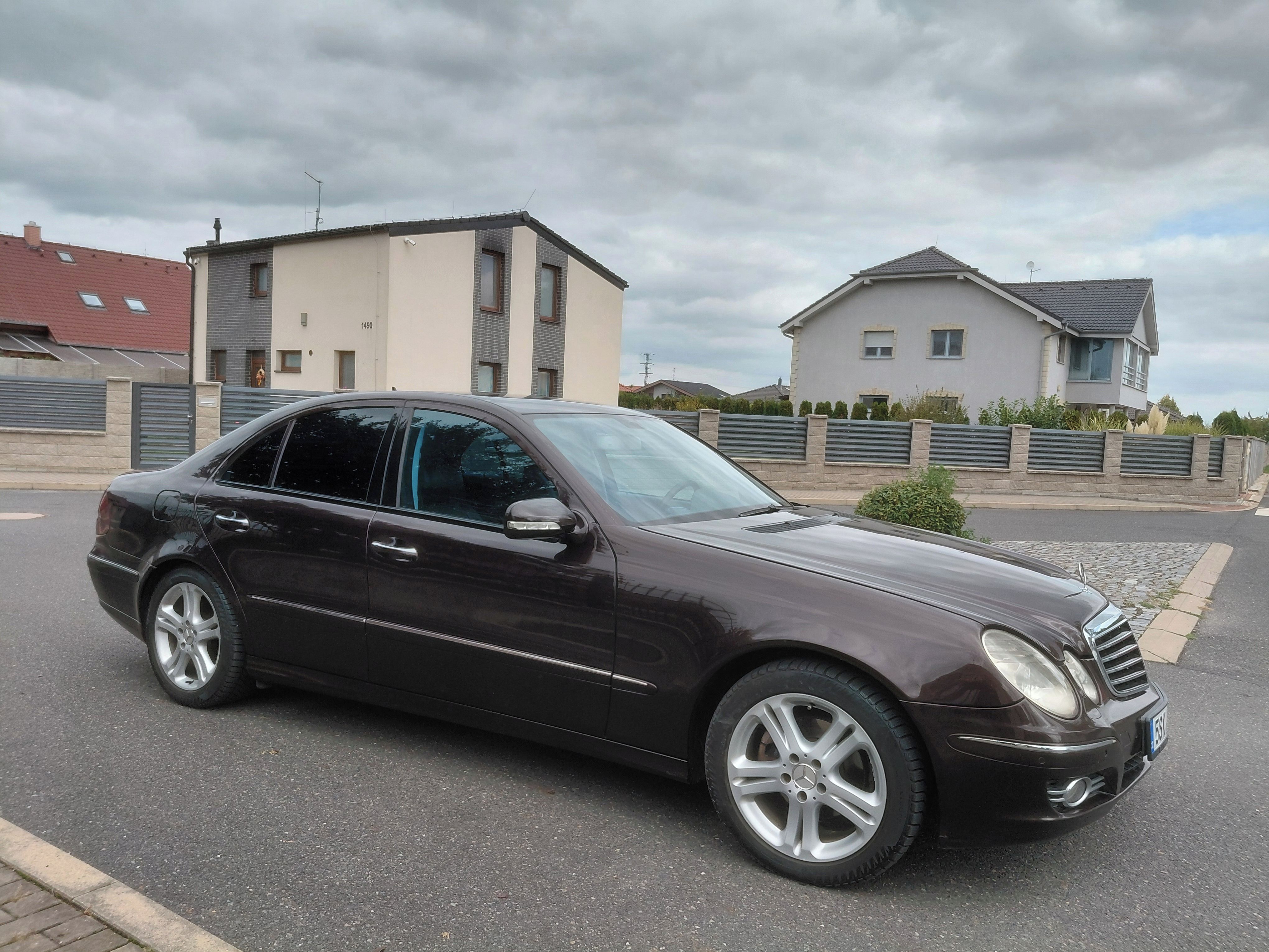 Mercedes-Benz Třídy E, 280CDI Avantgarde,Facelift - fotka 4