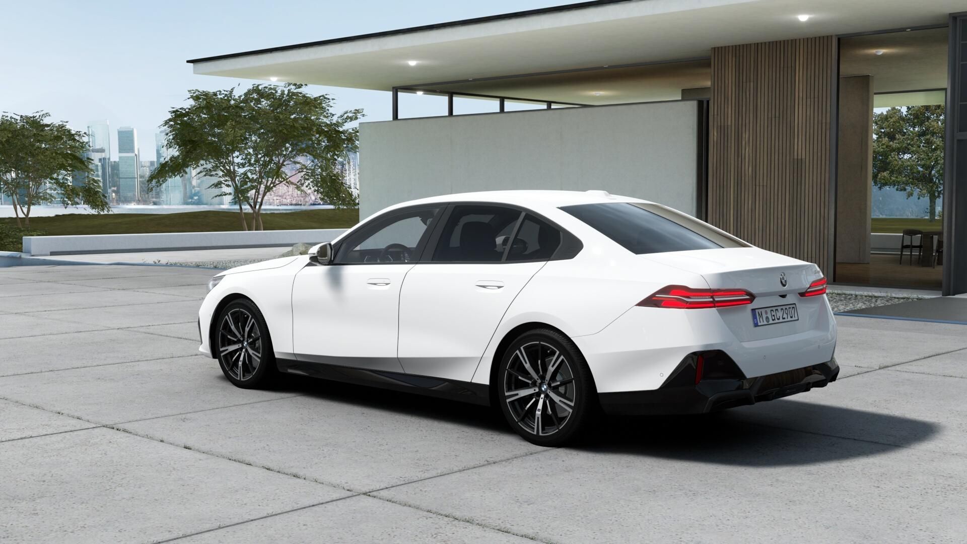 BMW Řada 5, 520i (POUZE DO 30.09.) - fotka 2