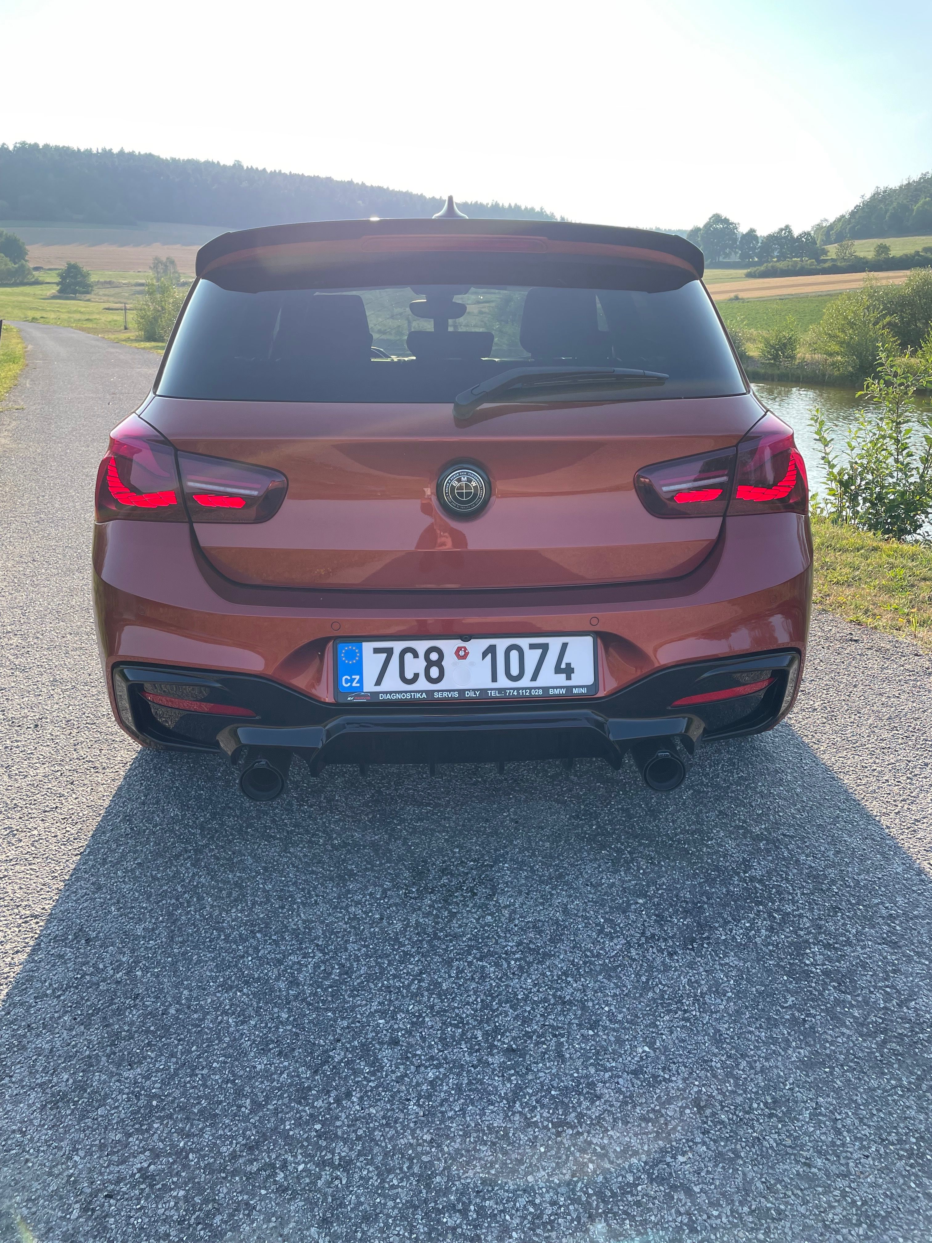 BMW Řada 1, BMW M140i XDRIVE - fotka 4