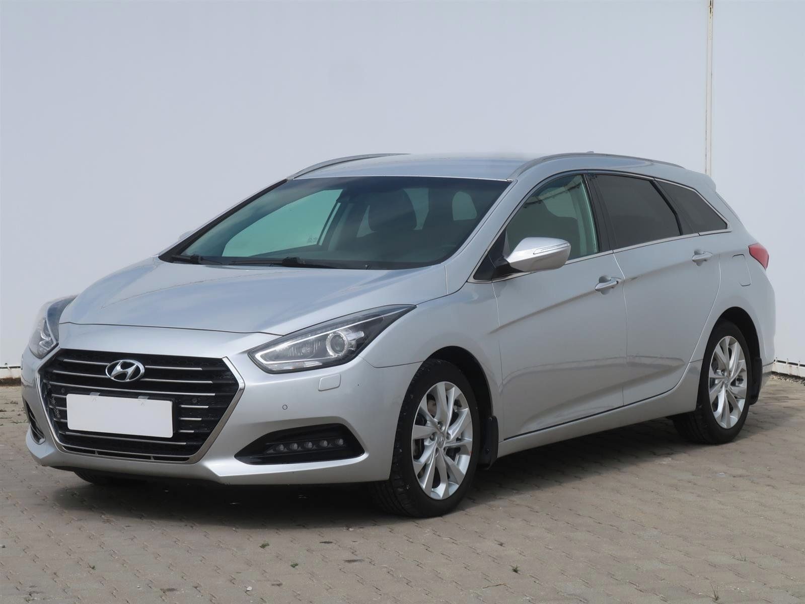 Hyundai i40, 1.7 CRDi, Serv.kniha - fotka 3