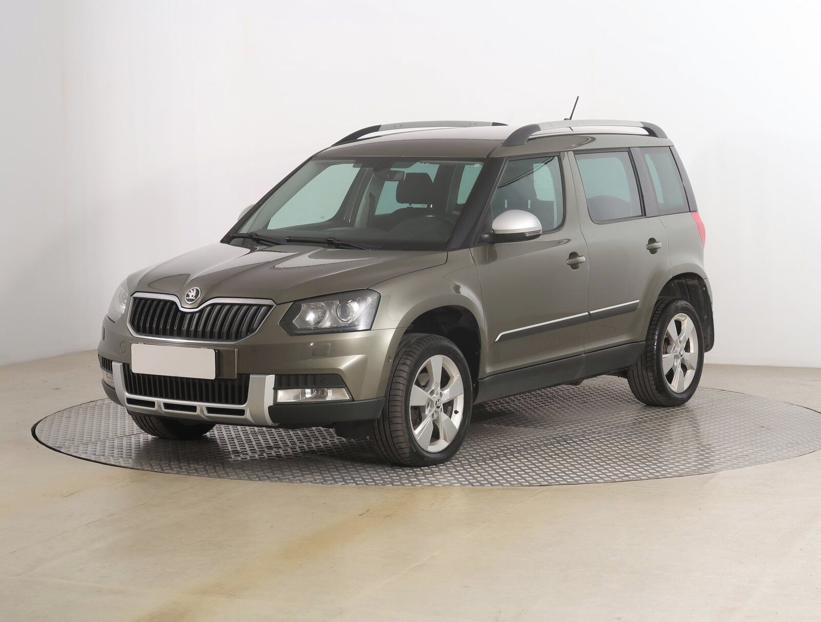 Škoda Yeti, 2.0 TDI, Outdoor, 4X4 - fotka 2