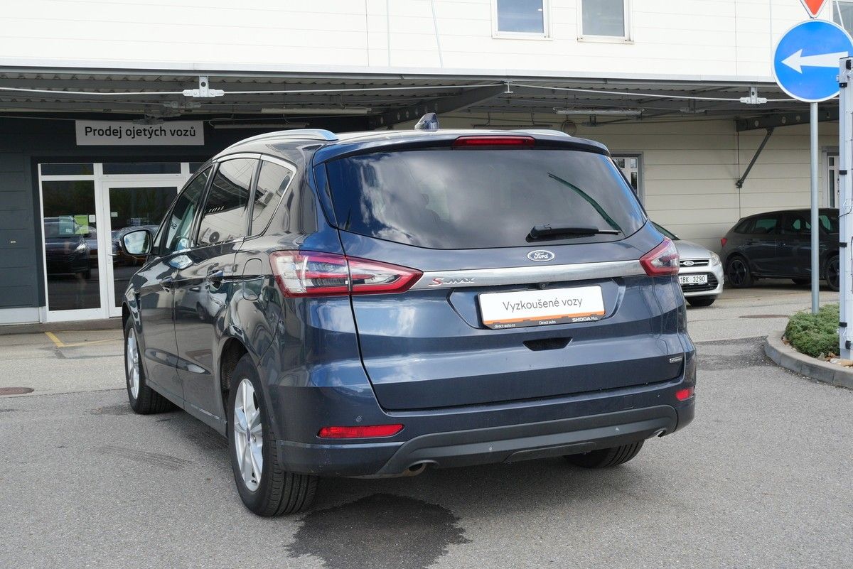 Ford S-MAX, 2.5 110kW Hybrid HEV Titanium - fotka 4