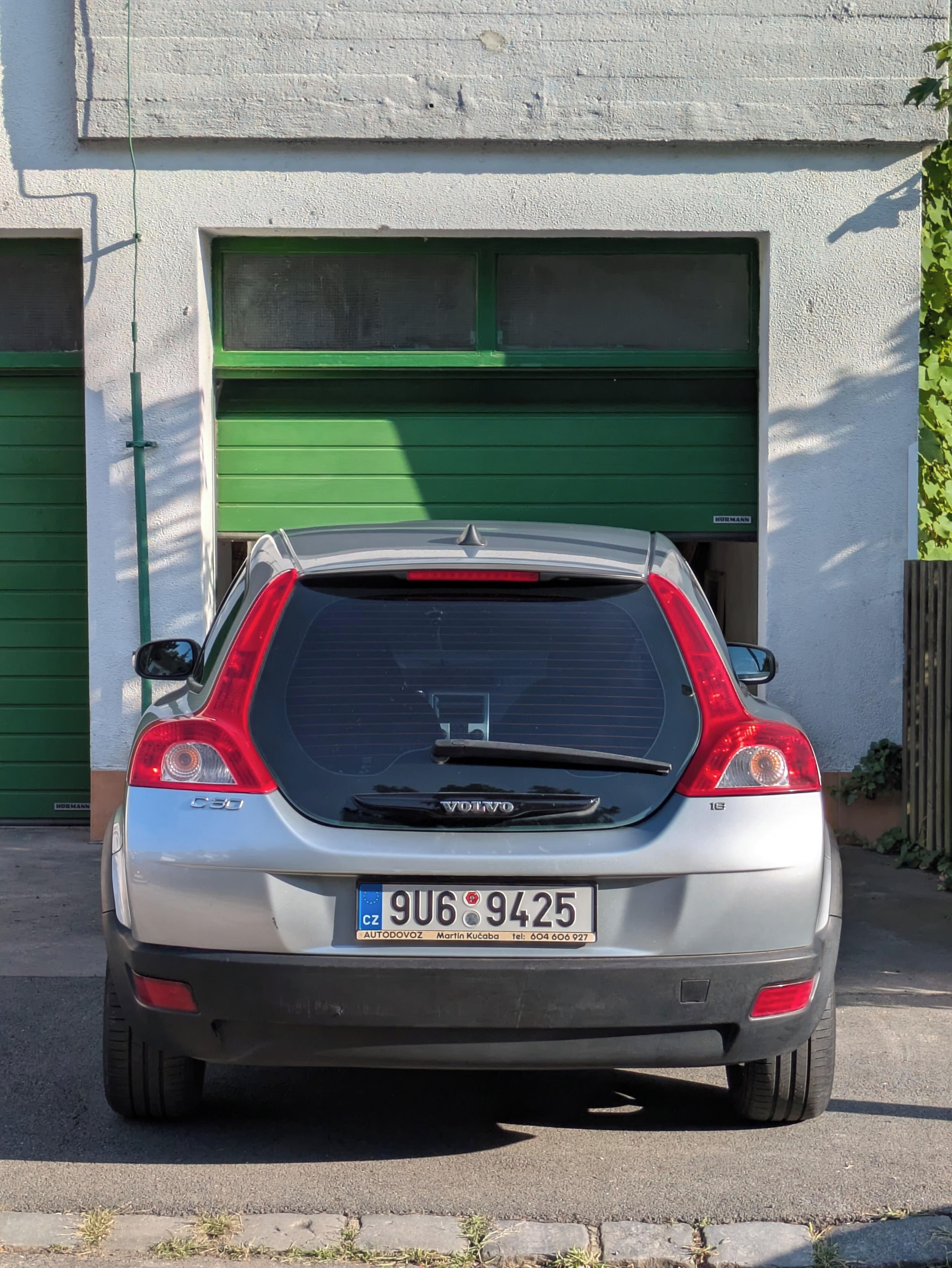 Volvo C30, 1.8 benzín (92 kW) - fotka 6