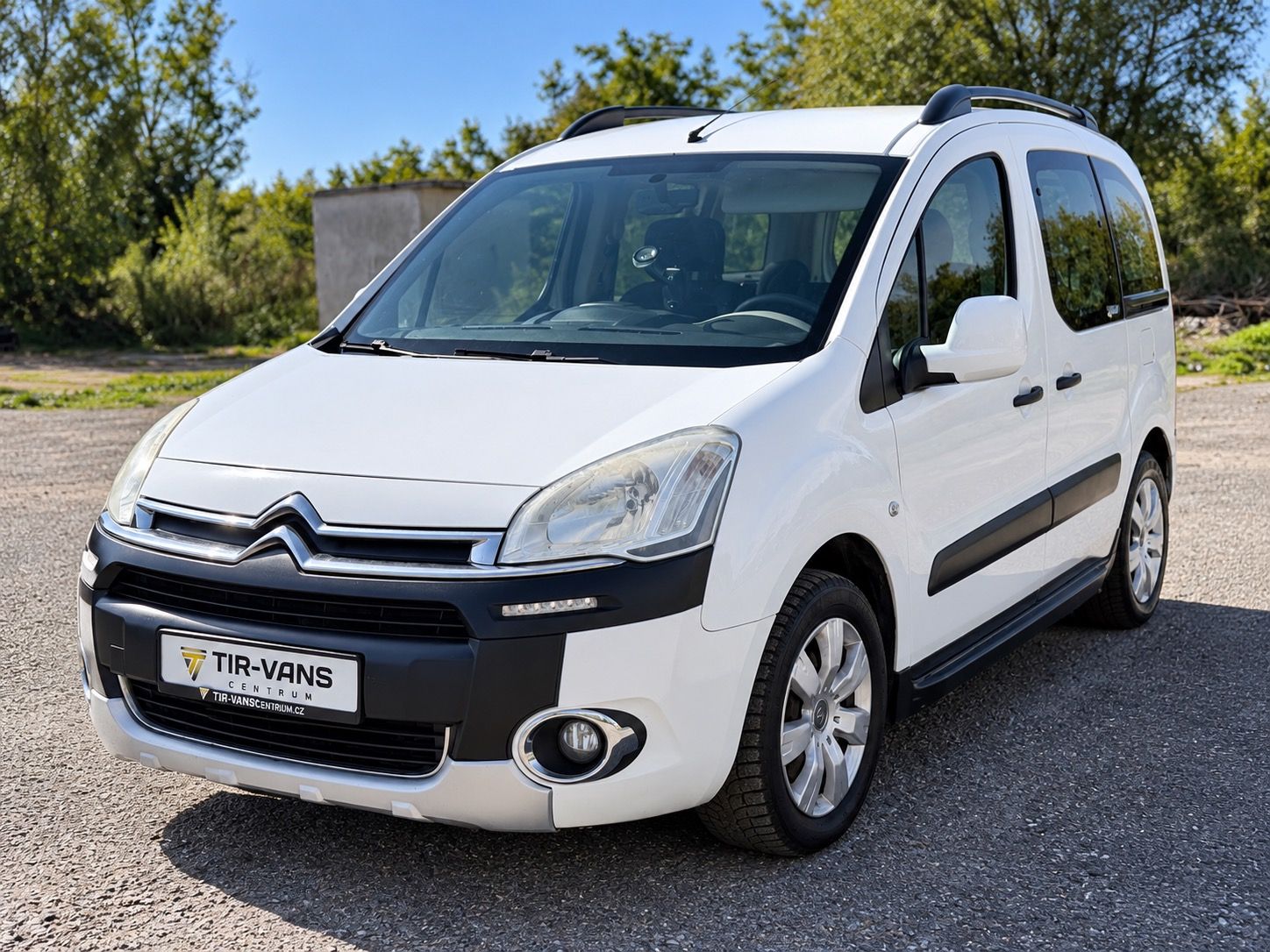 Citroën Berlingo, CITROËN BERLINGO 1.6 HDi 68 kW - fotka 3