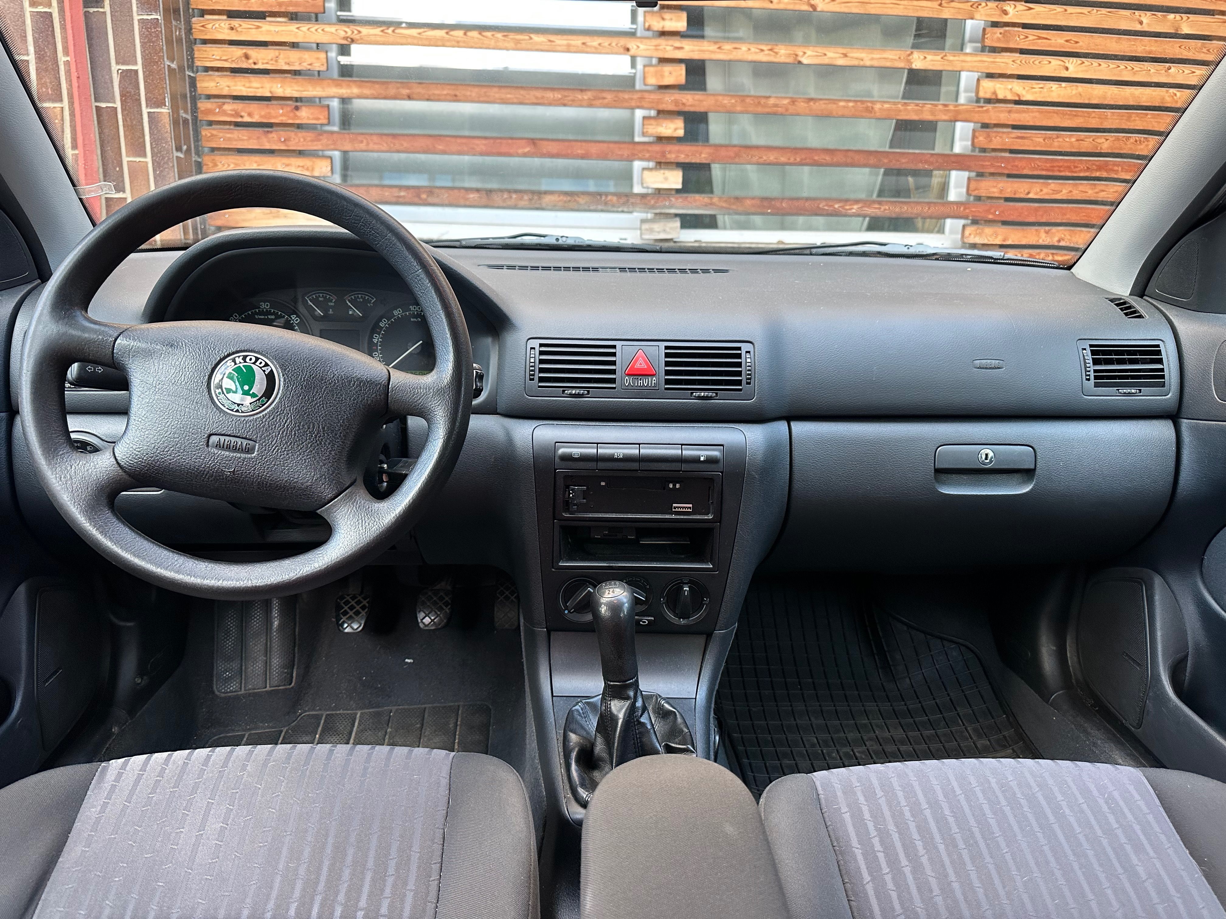 Škoda Octavia, Škoda Octavia 1.9 TDI - fotka 6