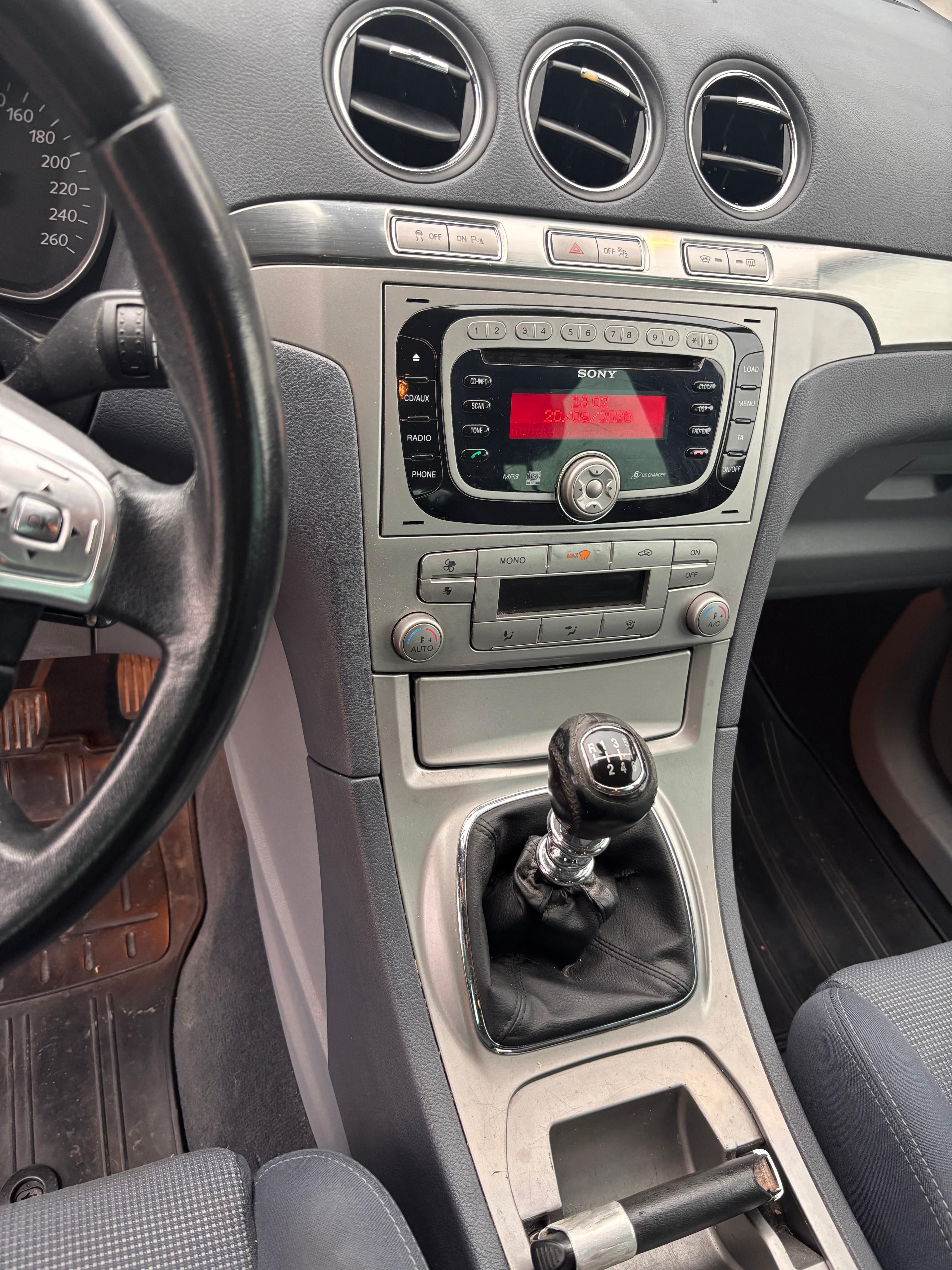 Ford S-MAX, For S-MAX 2,0 TDCi Titanium - fotka 4