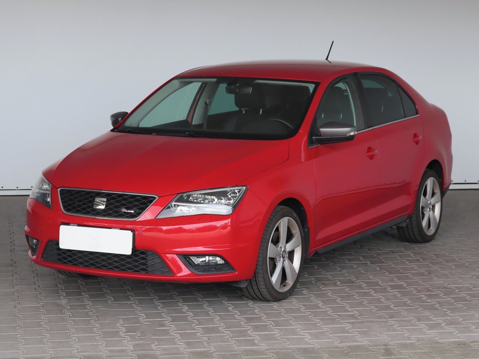 Seat Toledo, 1.0 TSI, FR-Line, Serv.kniha - fotka 2