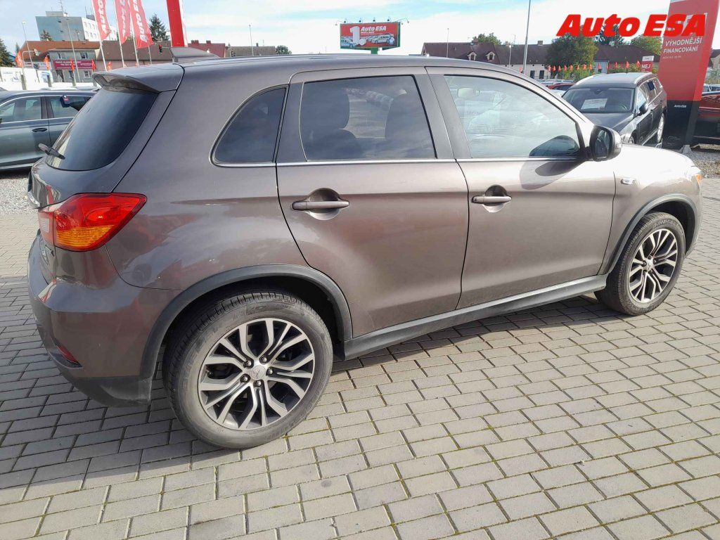 Mitsubishi ASX, 1.6i,2.maj,ČR - fotka 2