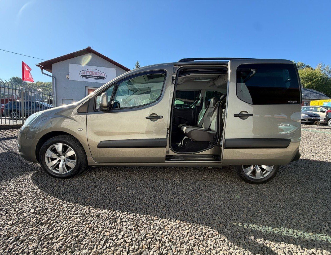 Citroën Berlingo, 1,6 MULTISPACE, SERVISKA - fotka 3
