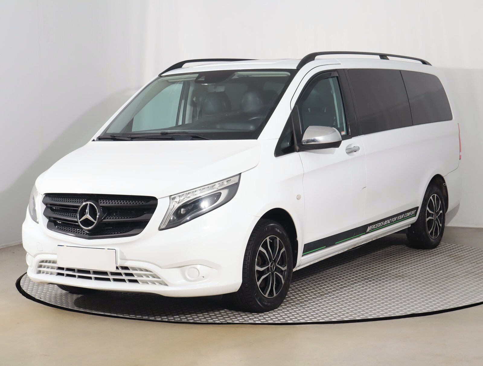 Mercedes-Benz Vito, 111 CDI, Bus, 9Míst, ČR - fotka 2