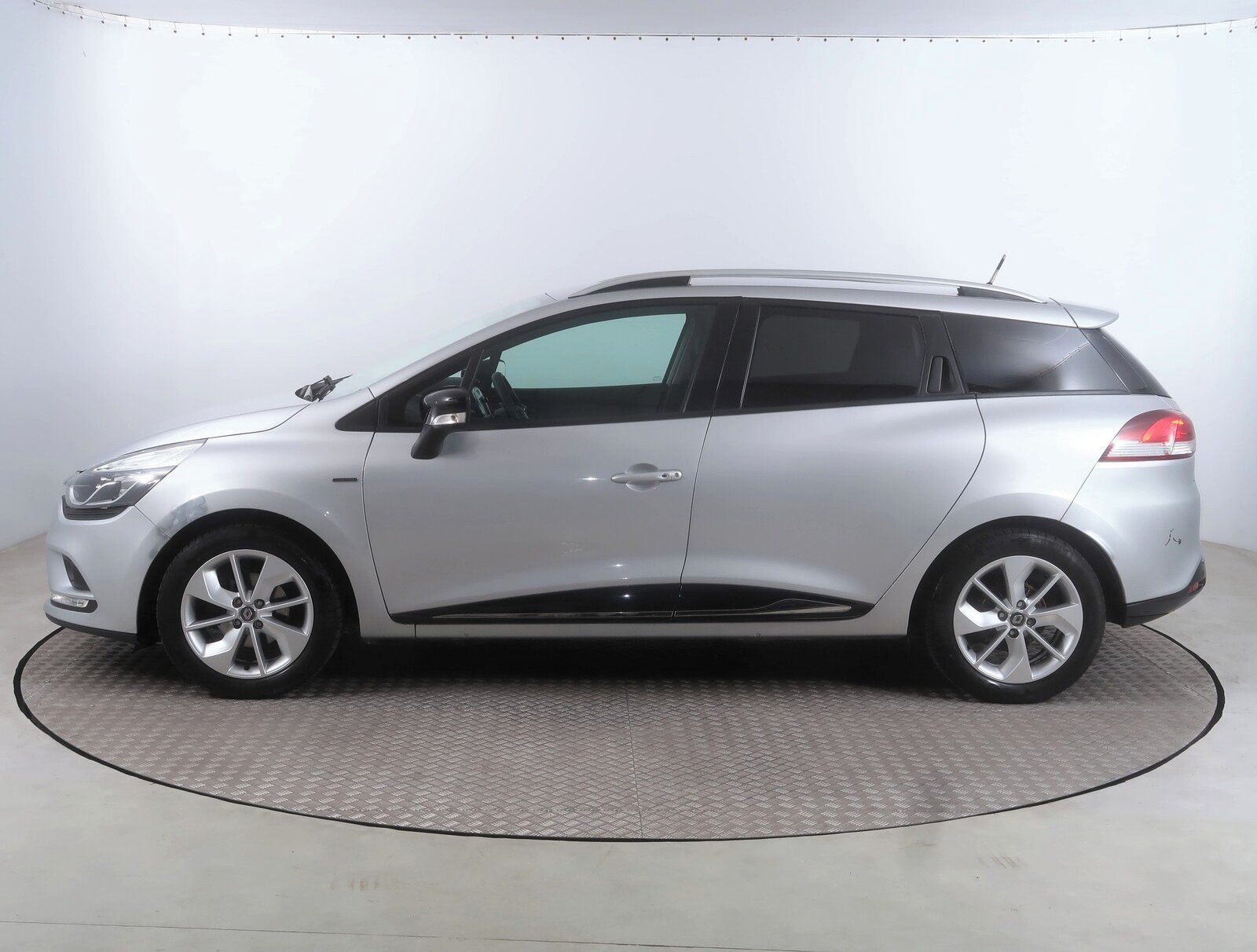 Renault Clio, 1.2 16V, LPG - fotka 3