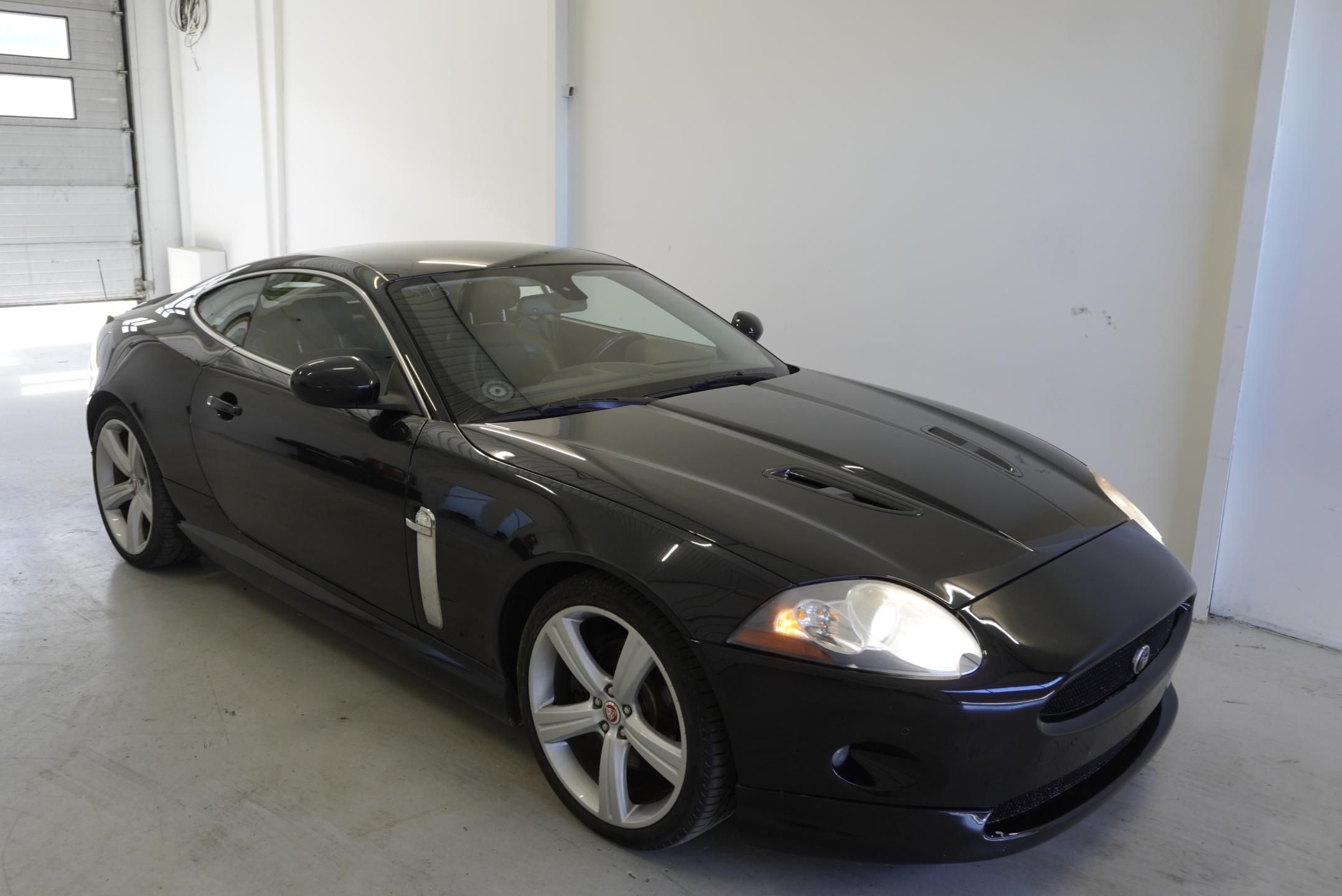 Jaguar XK8, 4,2I AUT. - fotka 6