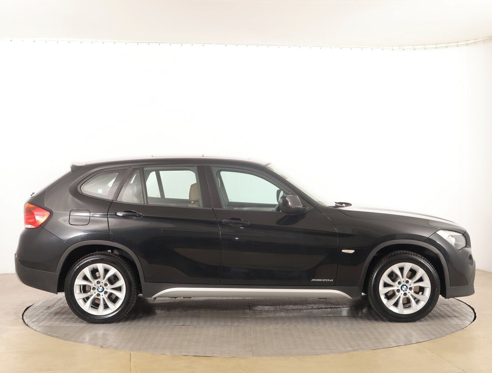 BMW X1, xDrive20d, 4X4 - fotka 6