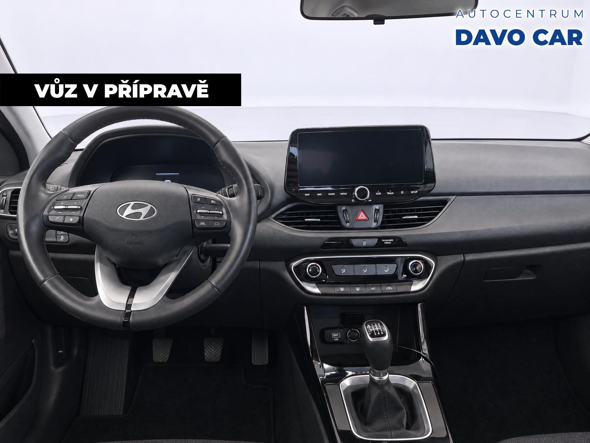 Hyundai i30, 1.5 i 70kW Comfort CZ Záruka - fotka 3