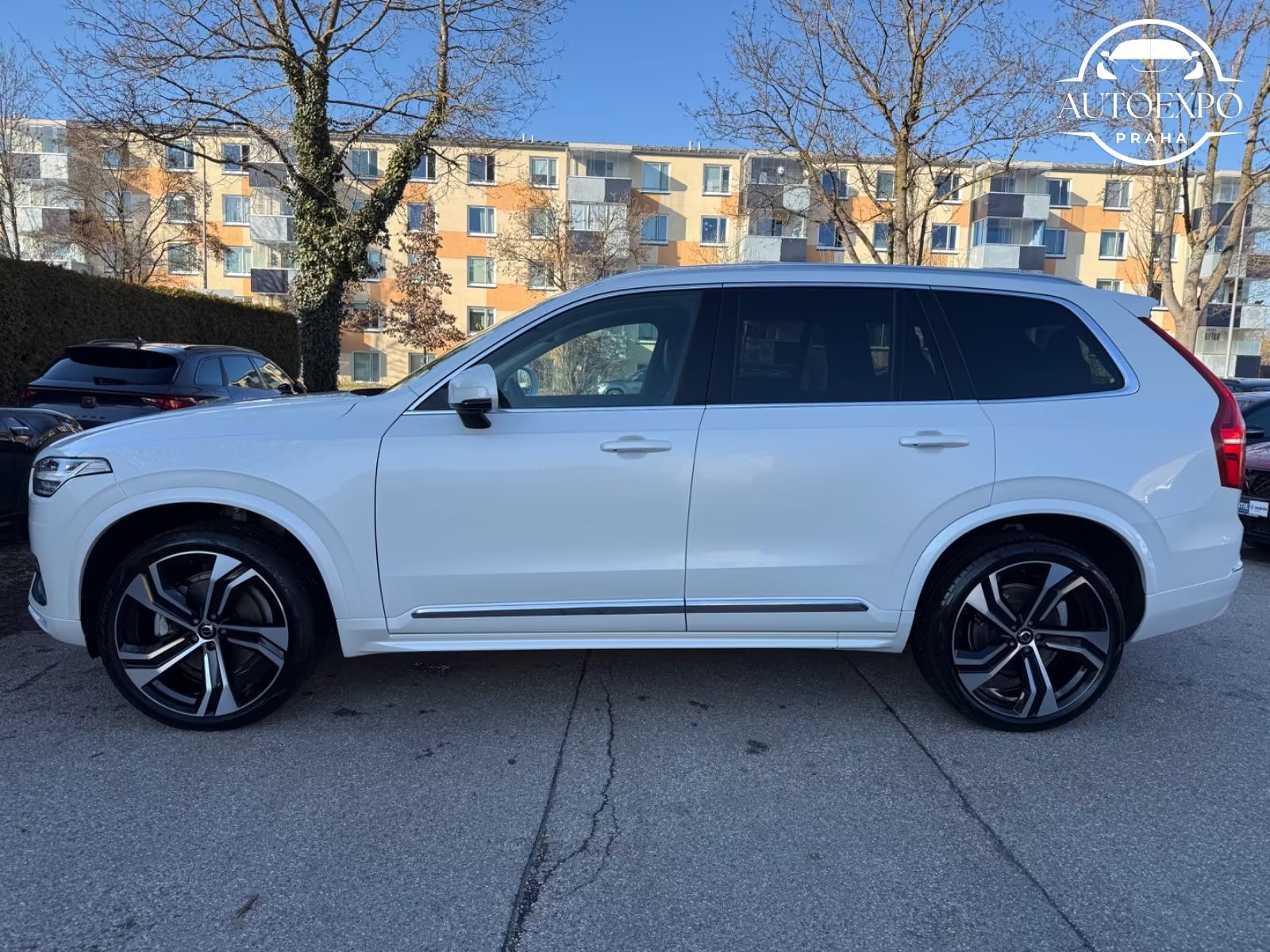 Volvo XC90, Ultimate Bright AWD*PANO*7MÍST - fotka 5