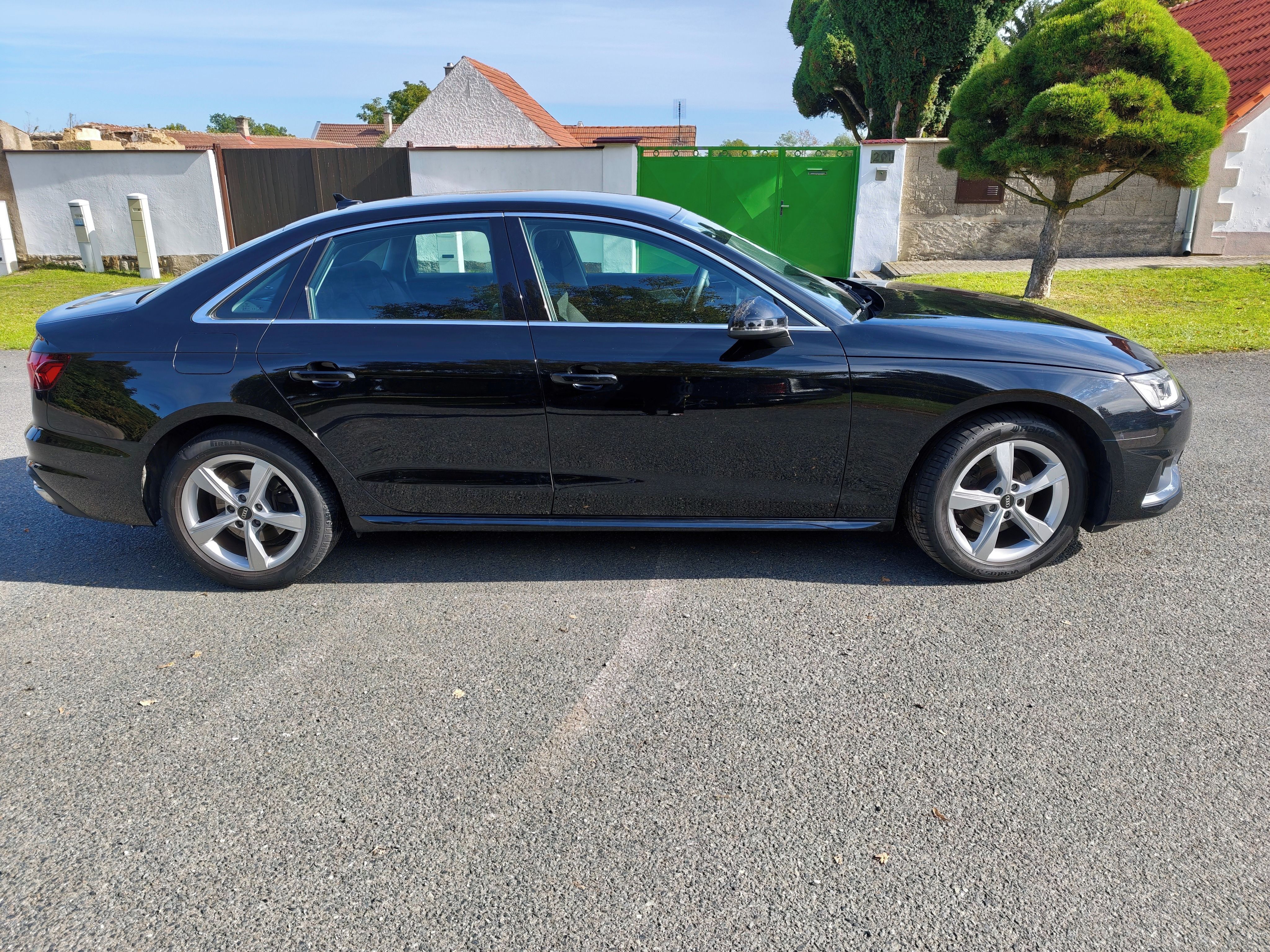Audi A4 - fotka 6