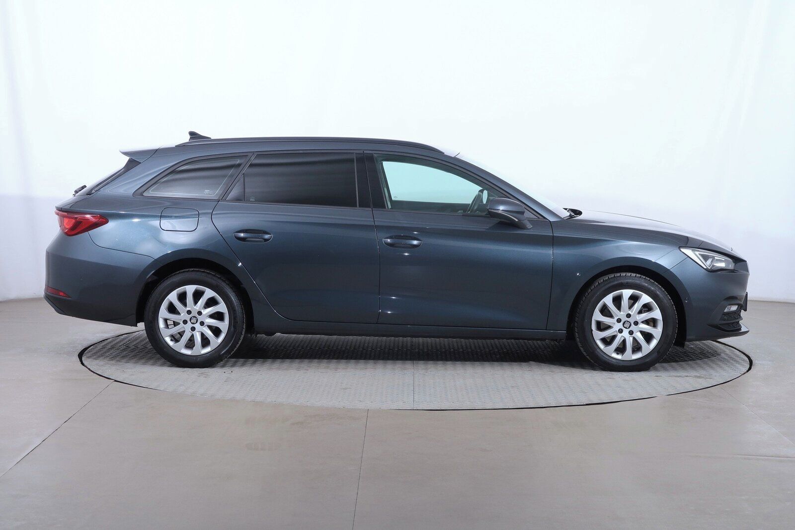 Seat Leon, 2.0 TDI, Automat - fotka 6