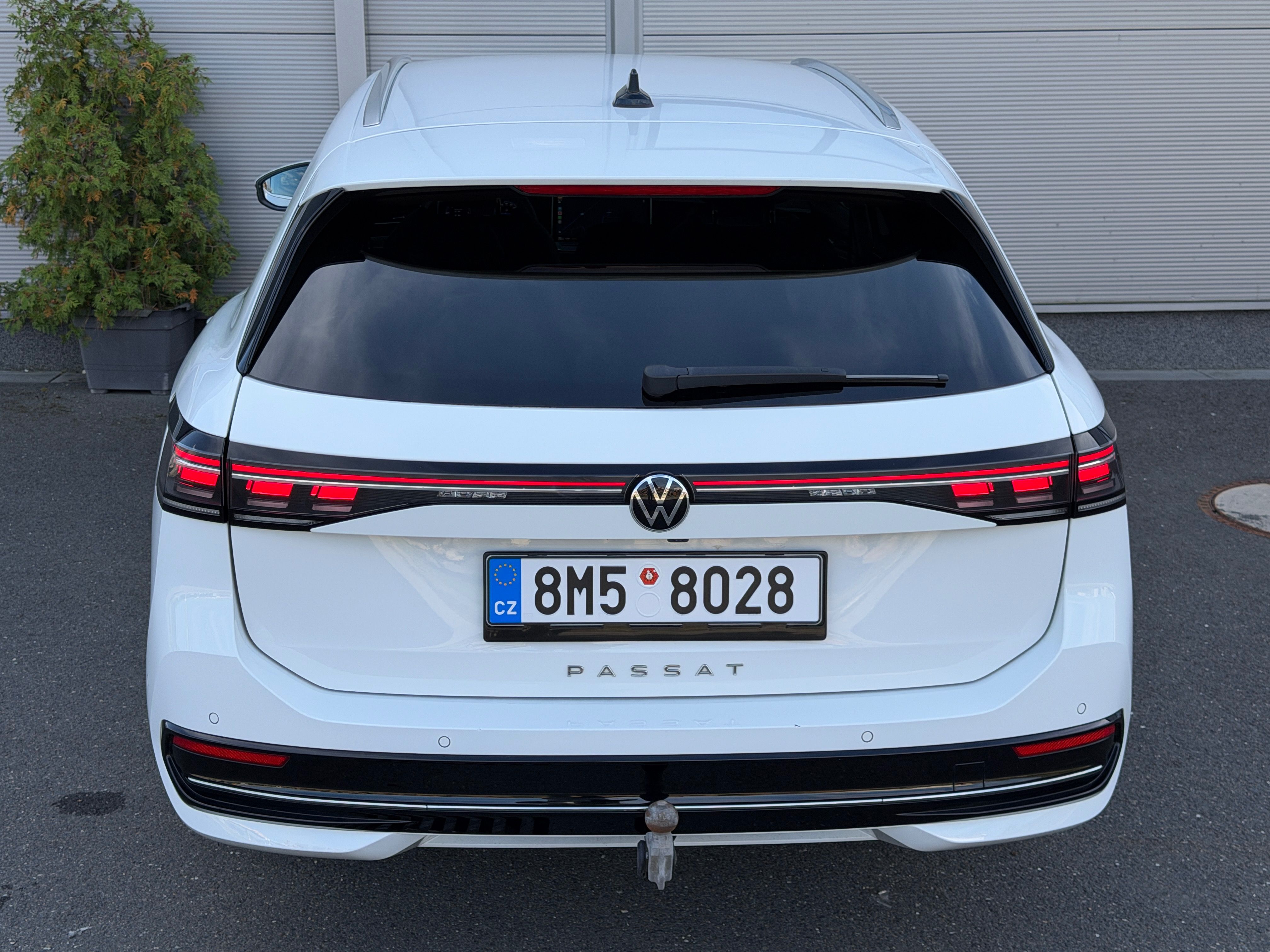 Volkswagen Passat Variant, 2.0 TDi 110kW DSG ELEGANCE + - fotka 6