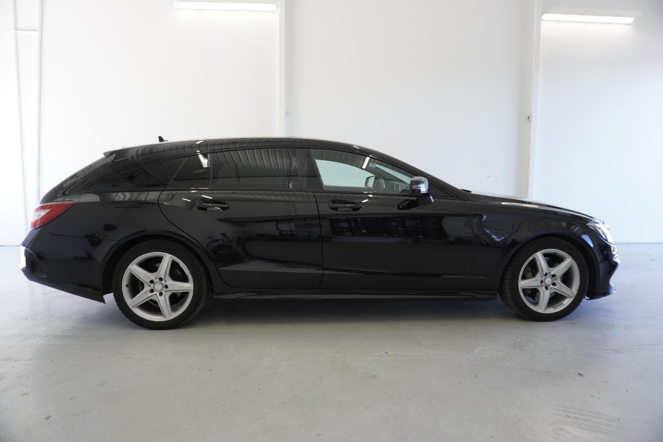 Mercedes-Benz CLS, 3,0D 4MATIC AMG-LINE - fotka 4