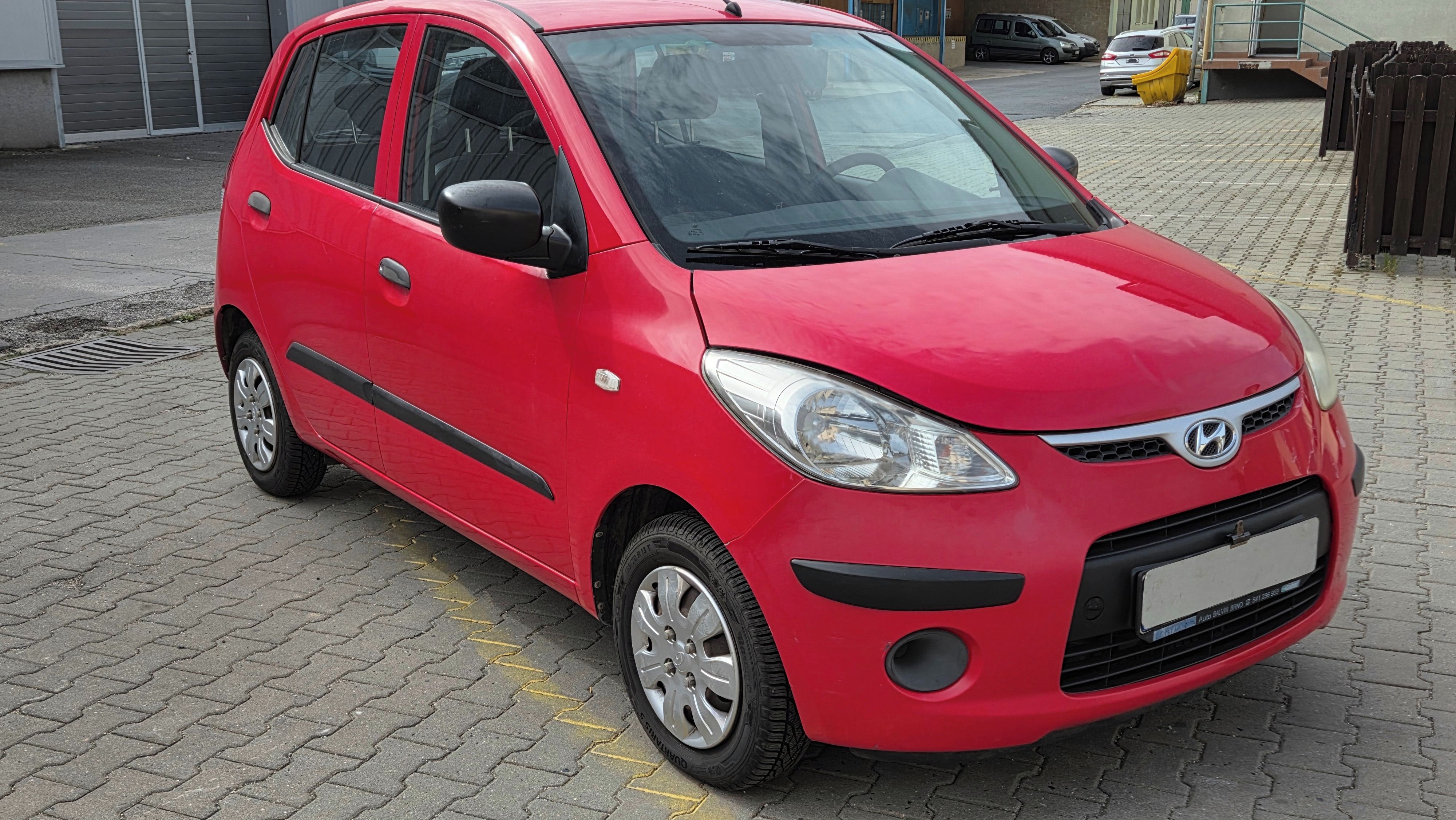Hyundai i10, 1. Majitel, Čr - fotka 4
