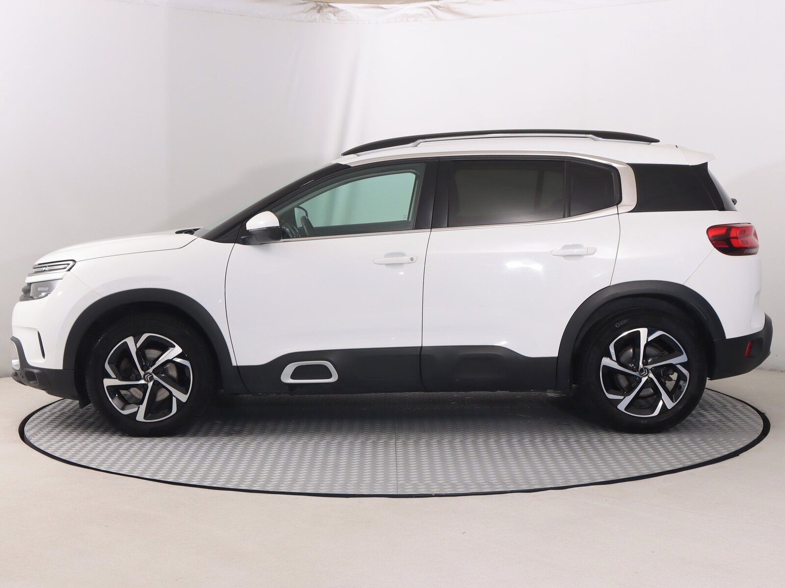 Citroën C5 Aircross, PureTech 130, Automat - fotka 3