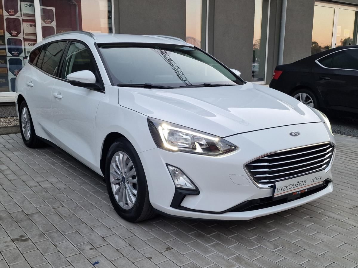 Ford Focus, 1.5TDCI Titanium,ČR,1.Majitel - fotka 3