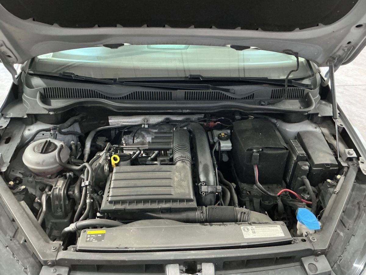 Volkswagen Golf Sportsvan, 1.4Tsi 110KW kůže BI-XENONY - fotka 4