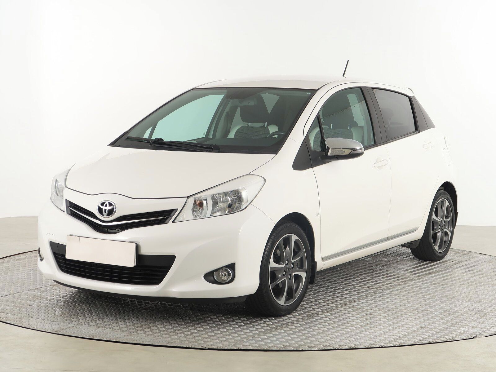 Toyota Yaris, 1.33 Dual VVT-i, LPG - fotka 2