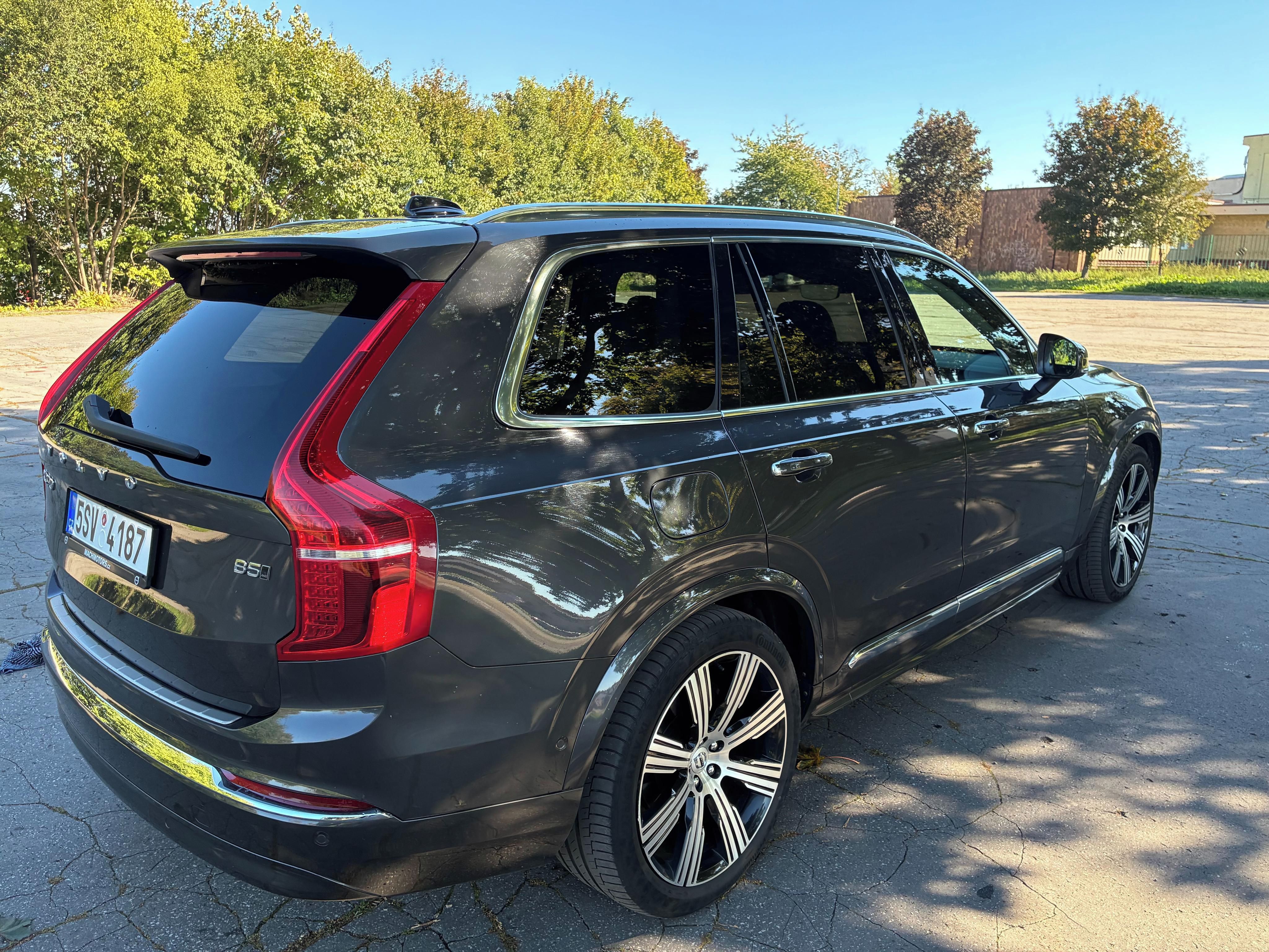 Volvo XC90, Volvo XC90 B5 AWD PLUS Bright - fotka 6