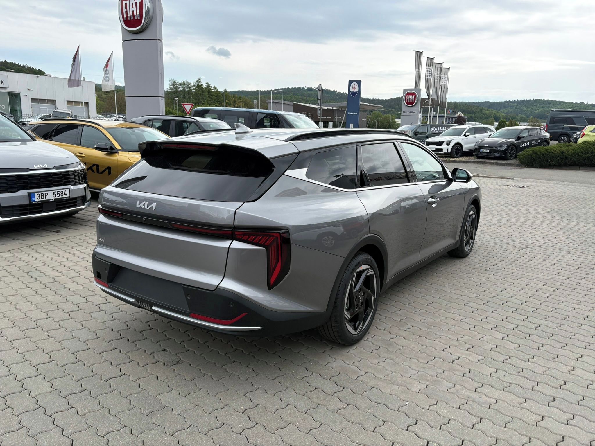 Kia K4, SW  1,6 T-GDi GPF 7DCT TOP 132 - fotka 6
