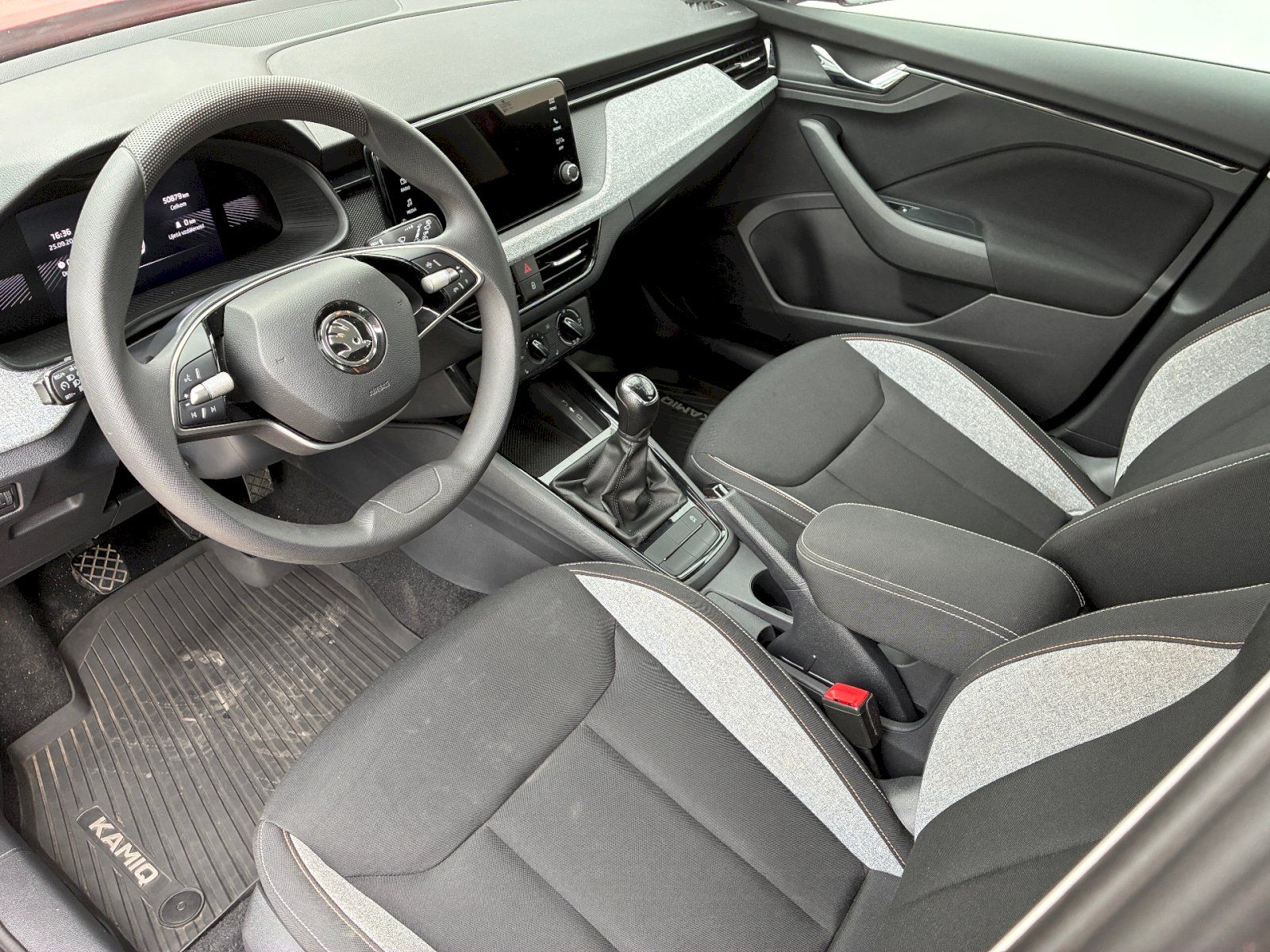 Škoda Kamiq, 1,0 TSI / 85 kW Selection - fotka 5