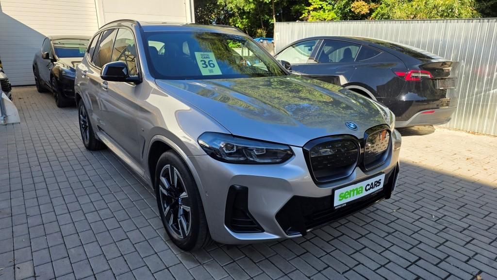 BMW iX3, M-Sport 210kW 80kWh SoH96,3% - fotka 3
