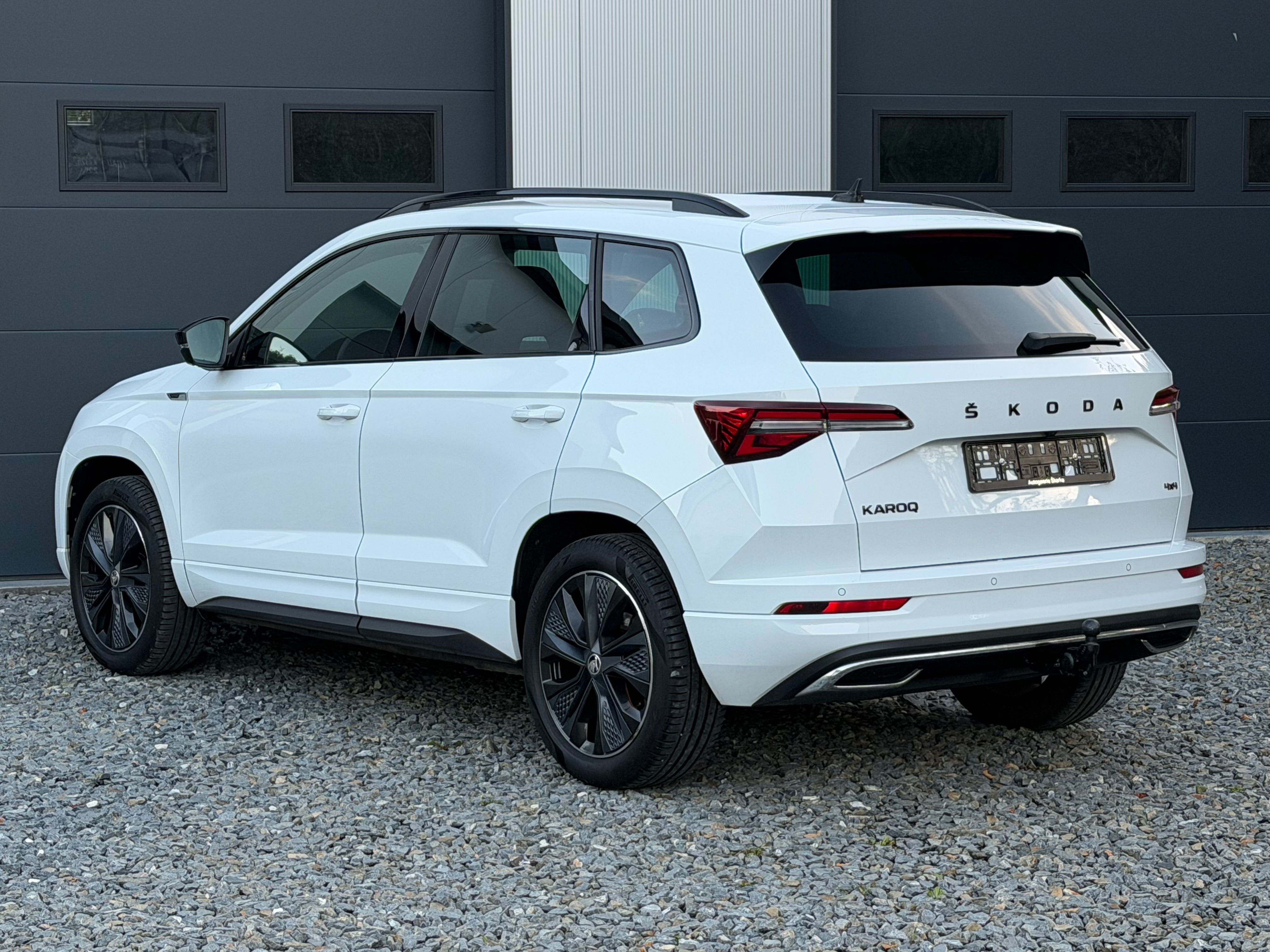 Škoda Karoq, SPORT 2.0TSI 140KW 4x4 TAŽNÉ - fotka 5