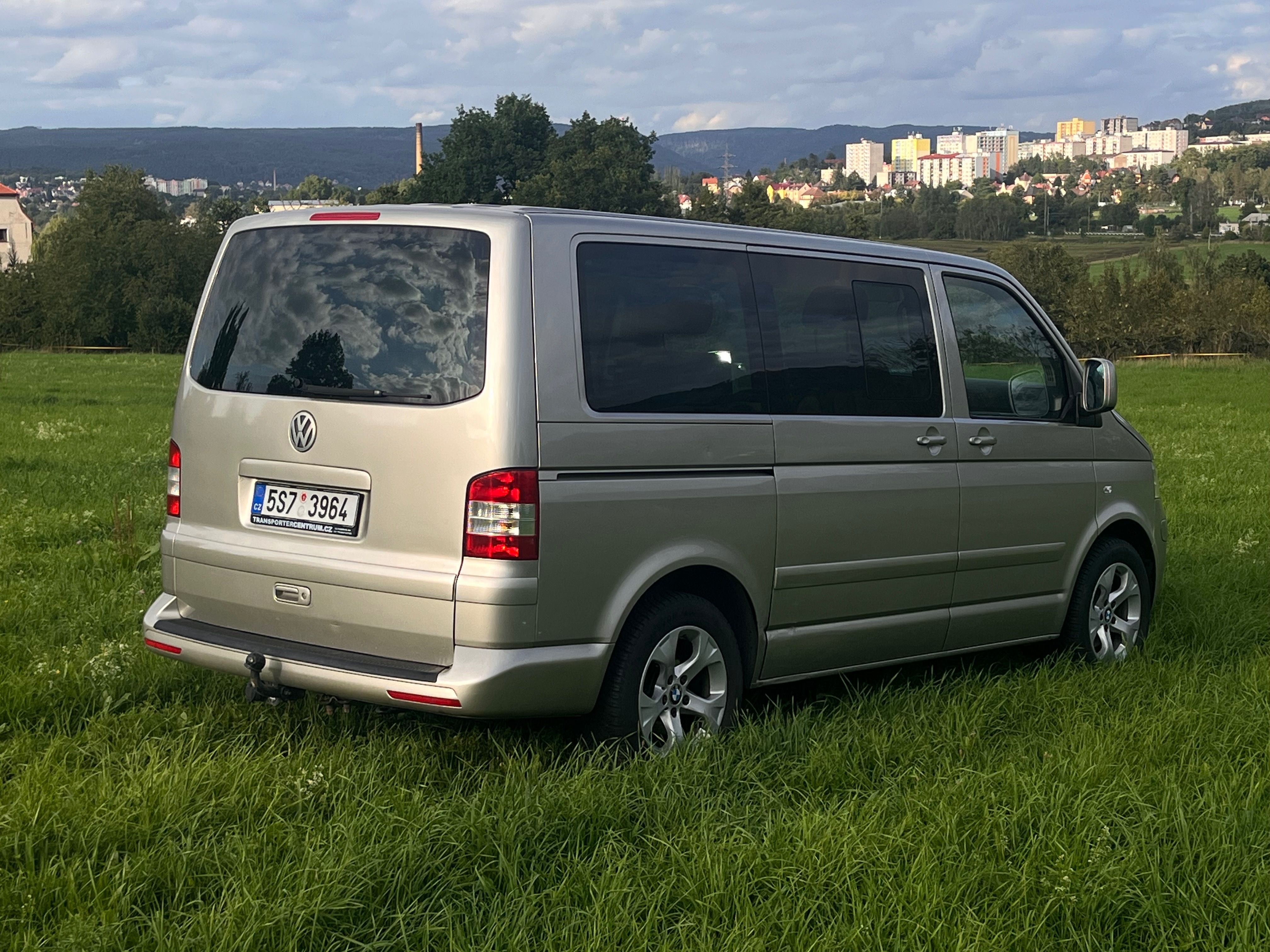 Volkswagen Multivan, 2.5 TDi 128 kW, 2x šoupačky - fotka 4