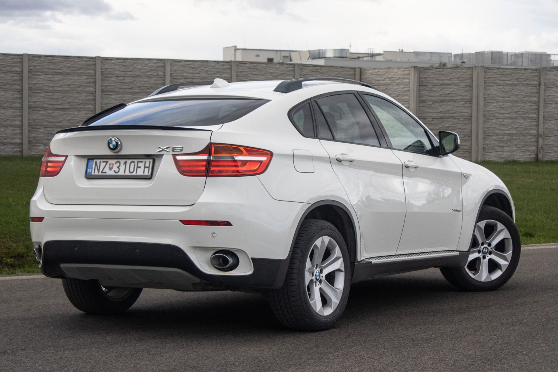 BMW X6 - fotka 6