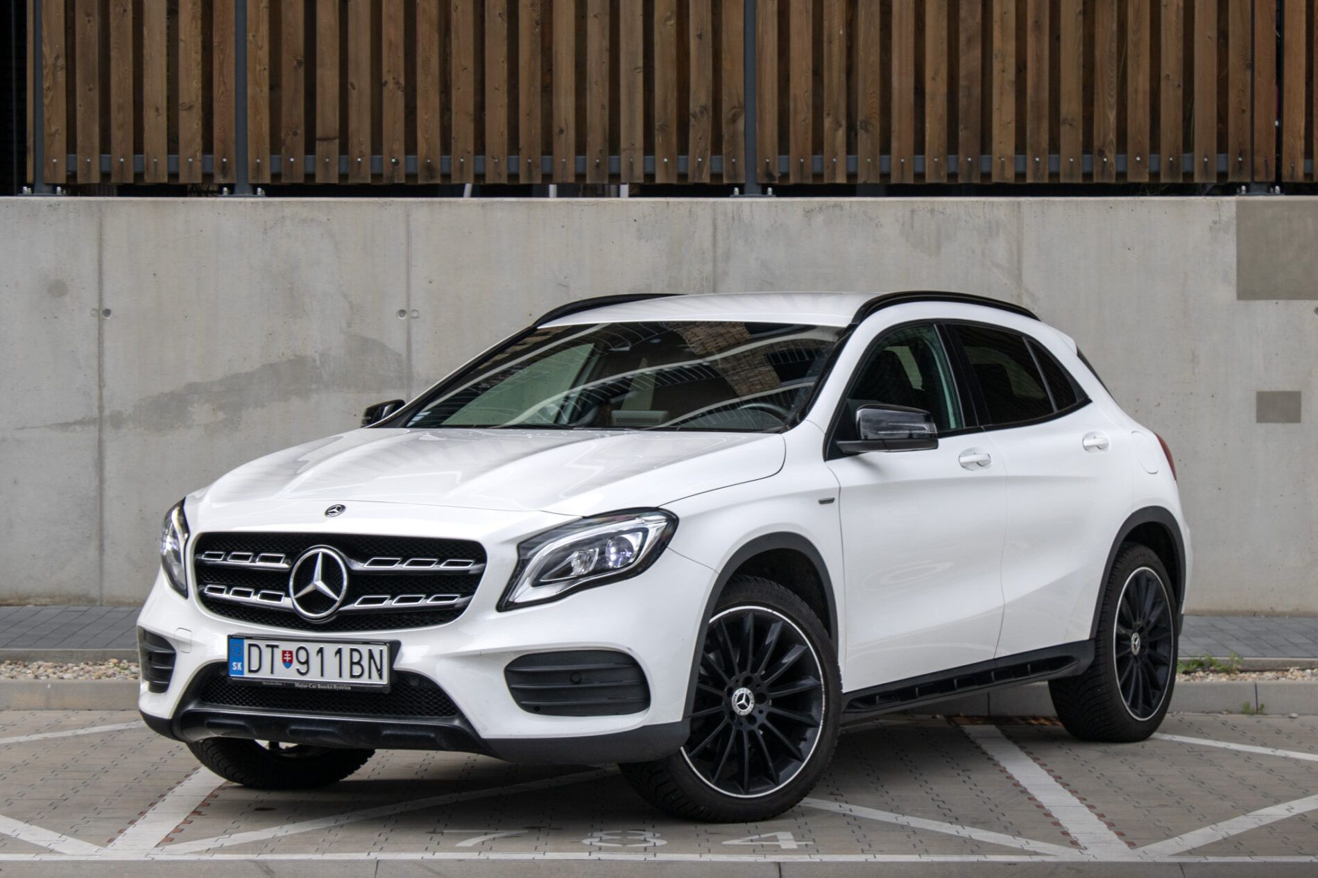 Mercedes-Benz, GLA trieda