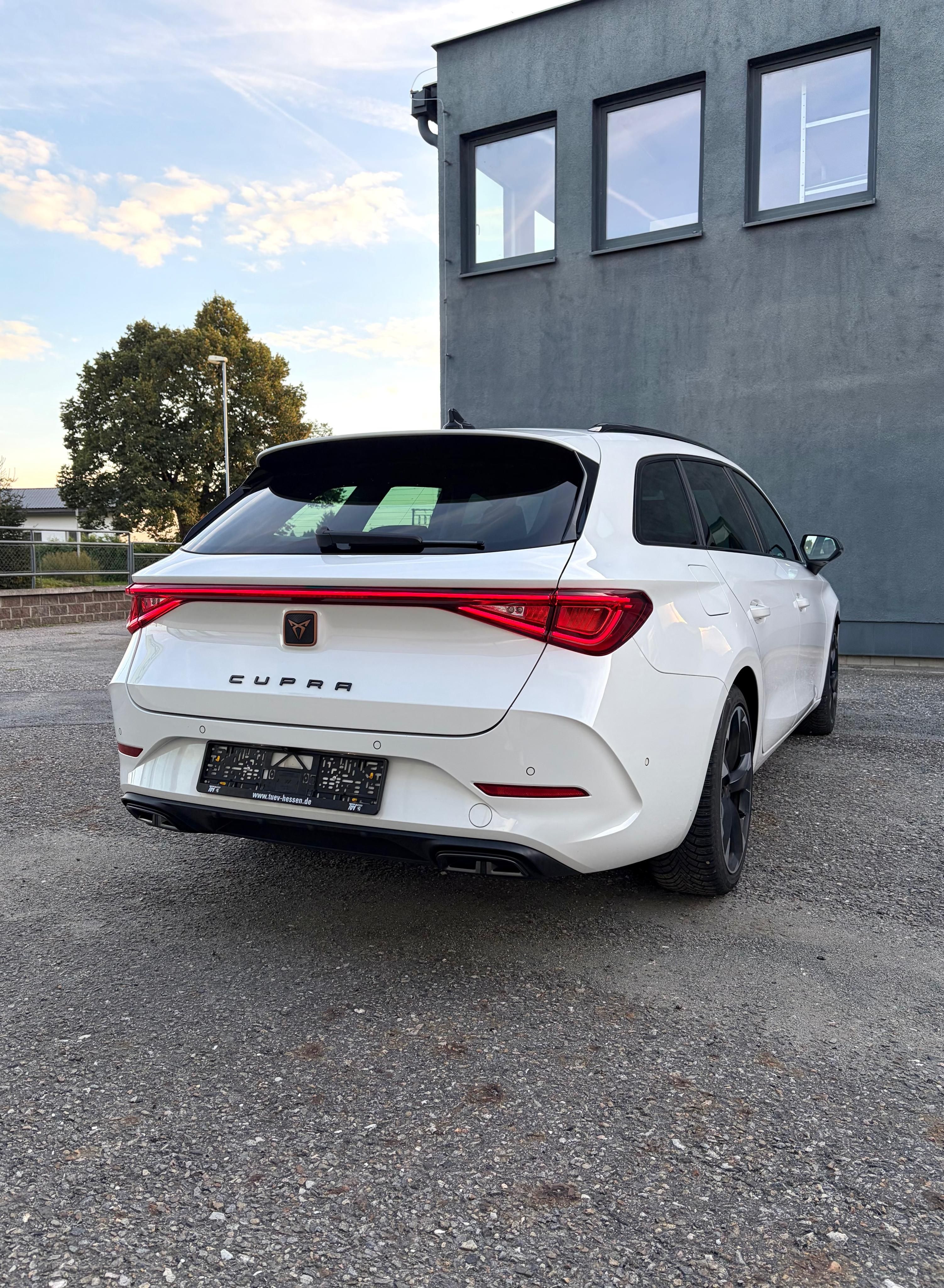 Seat Leon, 2.0TDI 110kw DSG - fotka 6