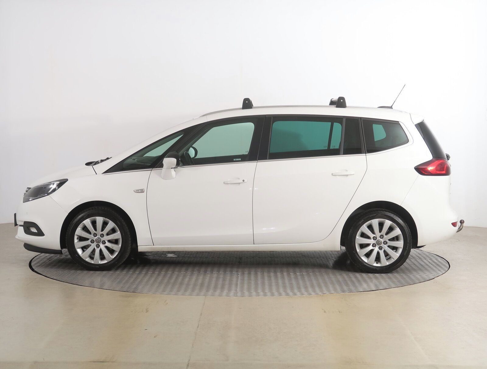 Opel Zafira, 1.4 Turbo, LPG, 7 míst - fotka 3