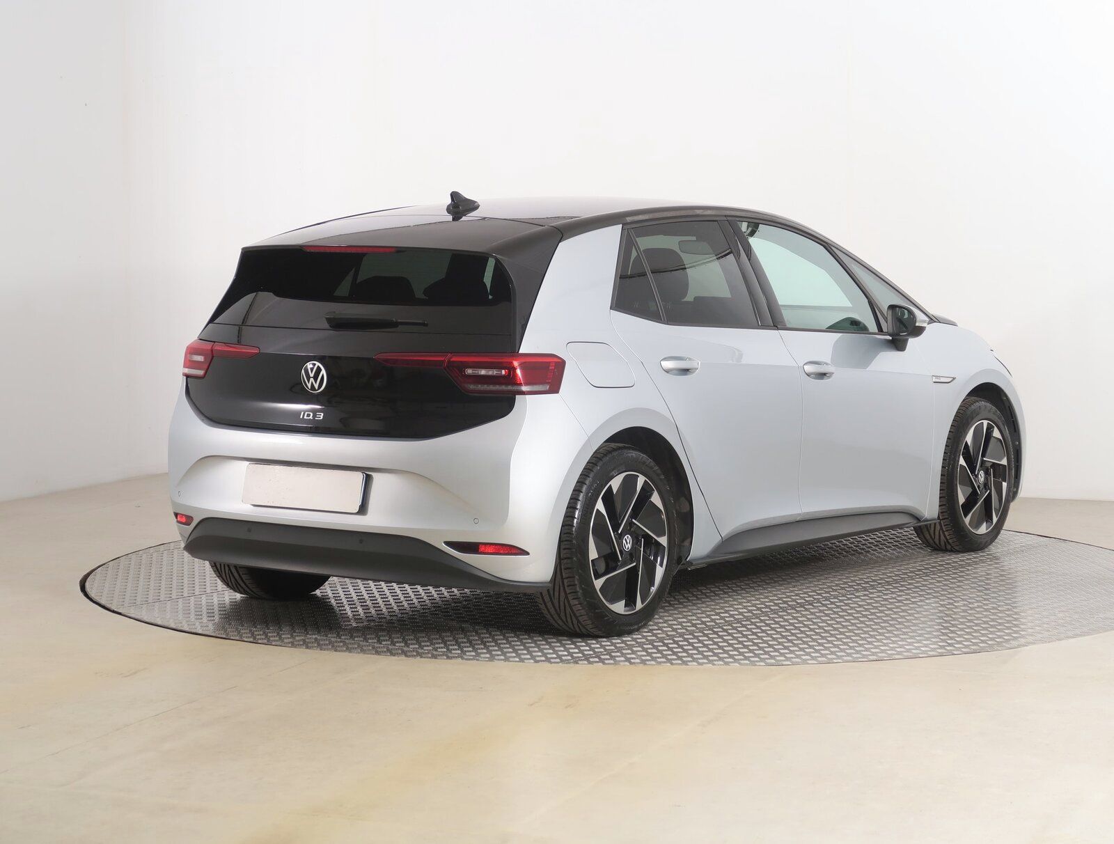 Volkswagen ID.3, Pro Perf. (62 kWh), SoH 92% - fotka 5