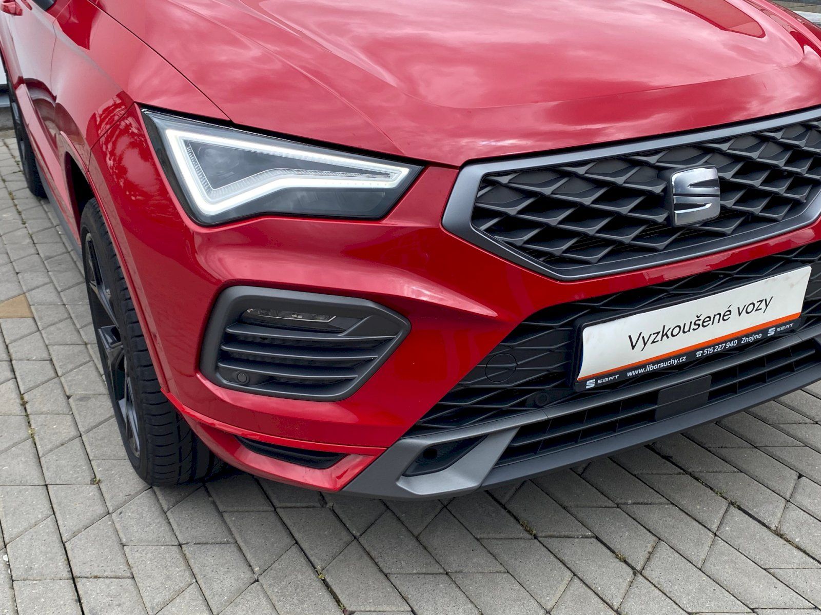 Seat Ateca, FR 1.5 TSI 150k DSG Black Edit - fotka 6