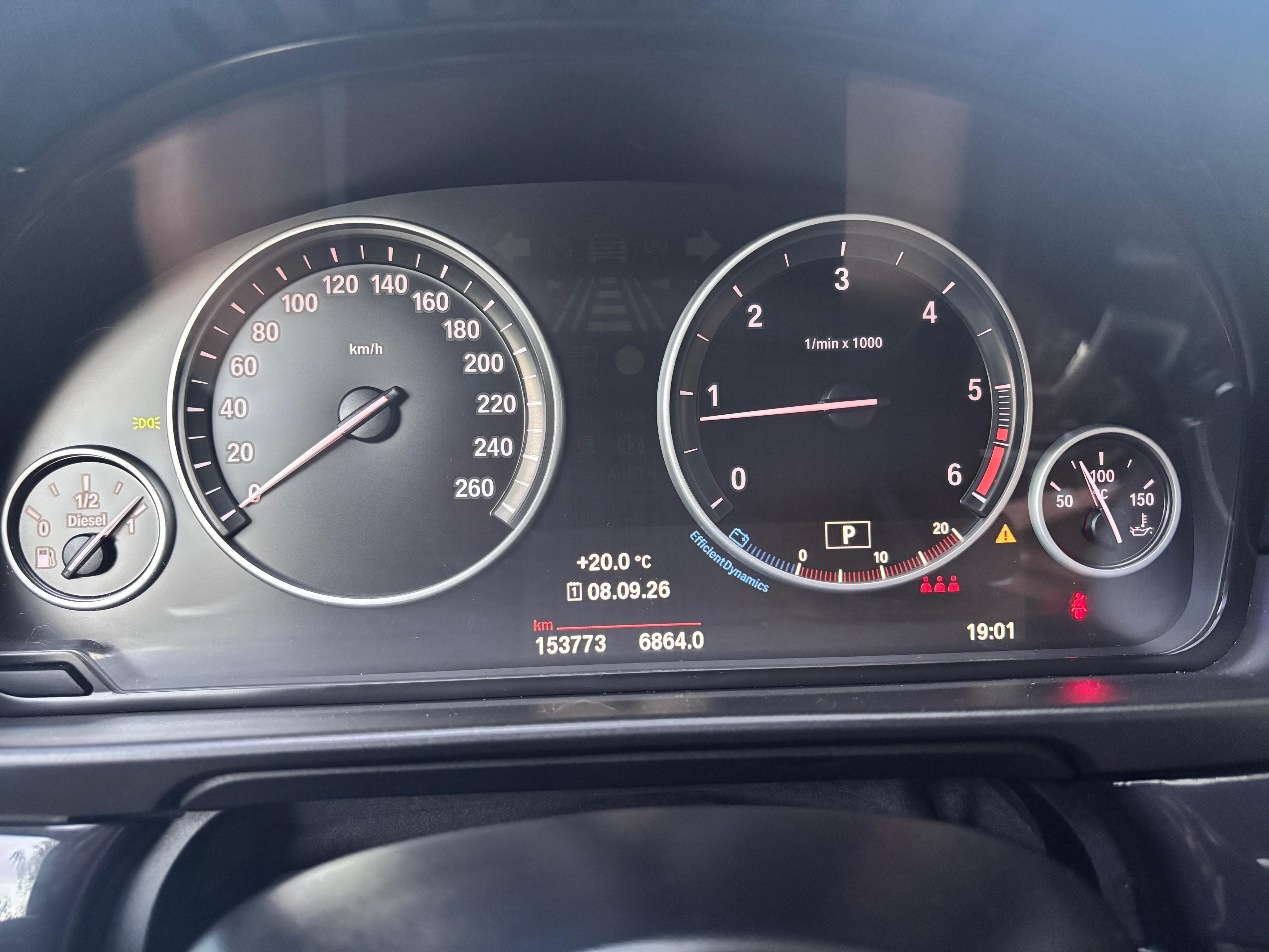 BMW Řada 5, 2.0 TDI - fotka 5